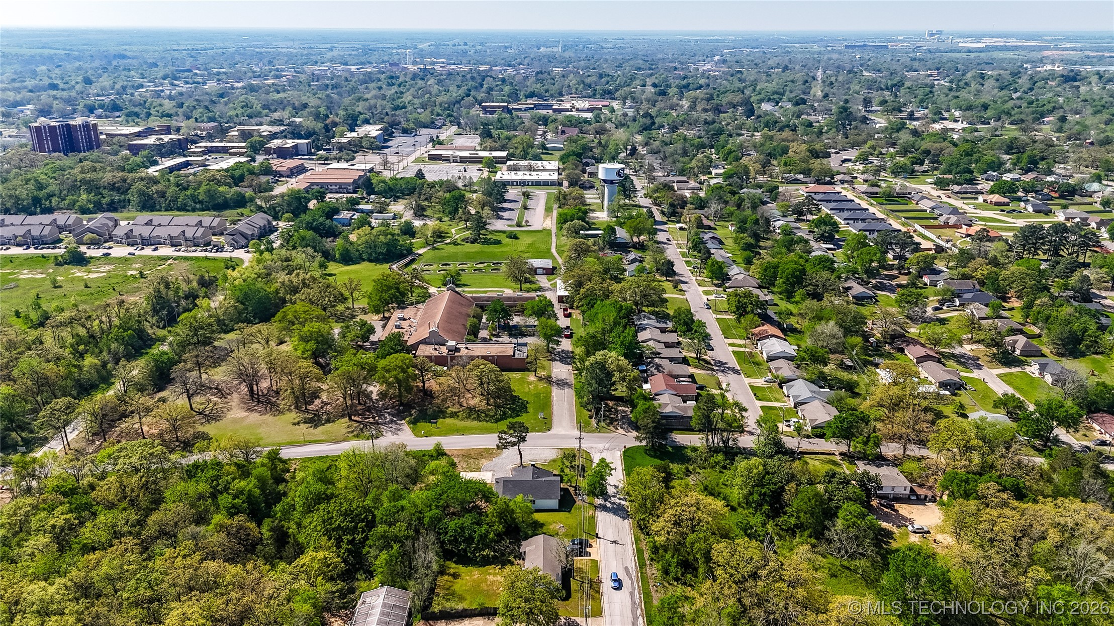 824 Wilson Property Photo 37
