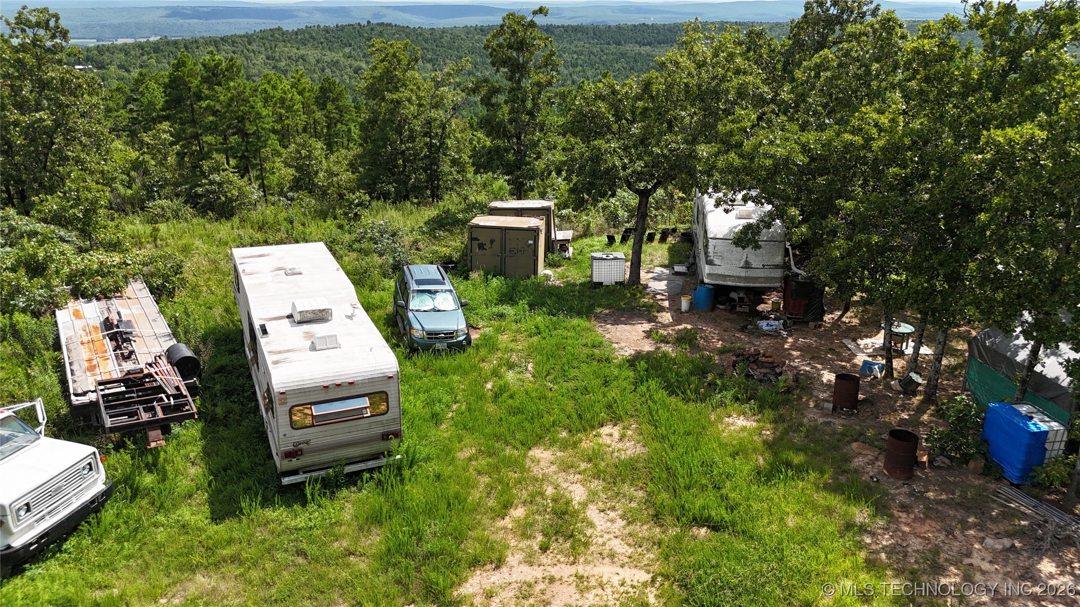 2602861 Property Photo 6