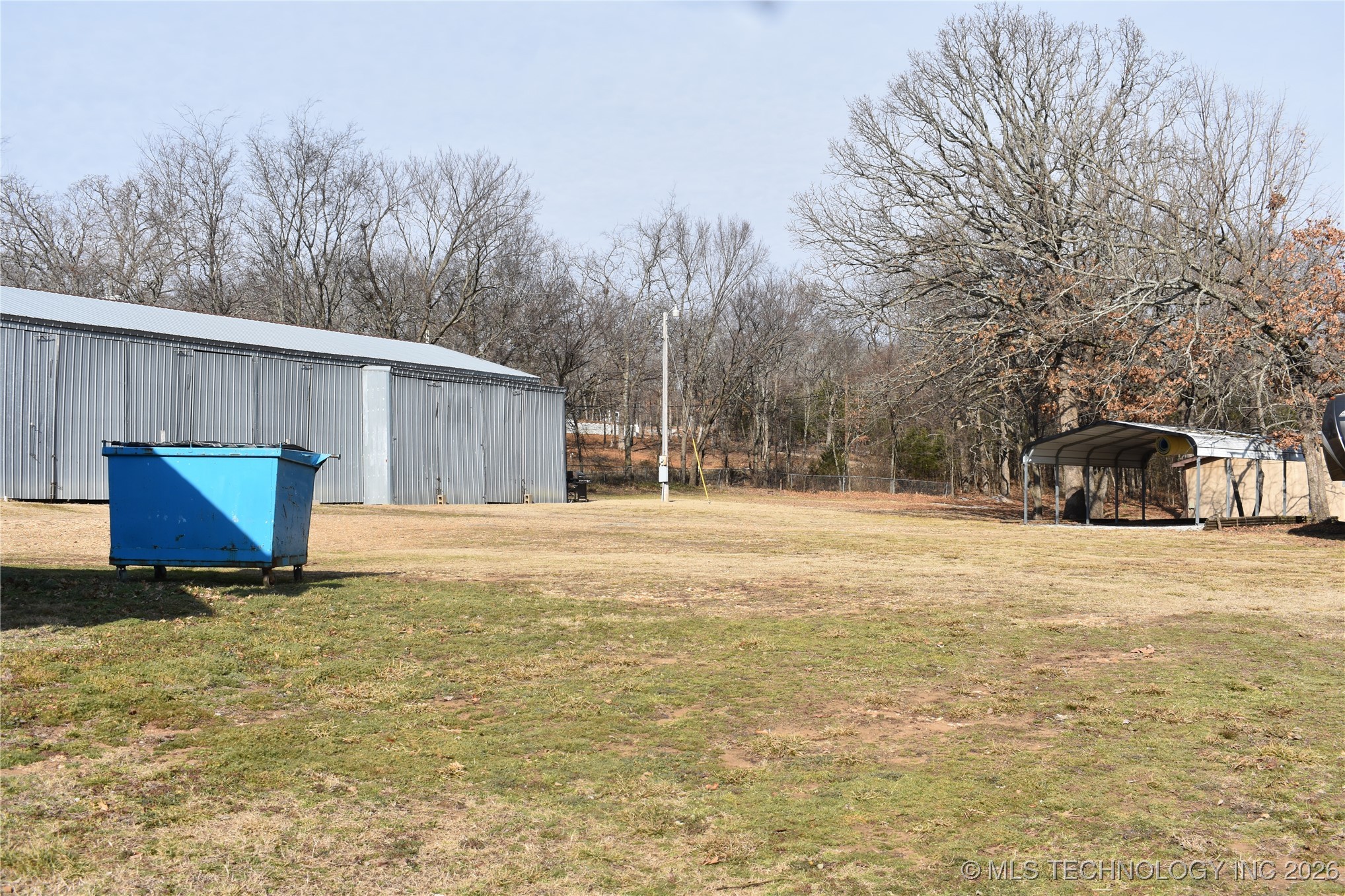 19002 W Woodhaven Drive Property Photo 9