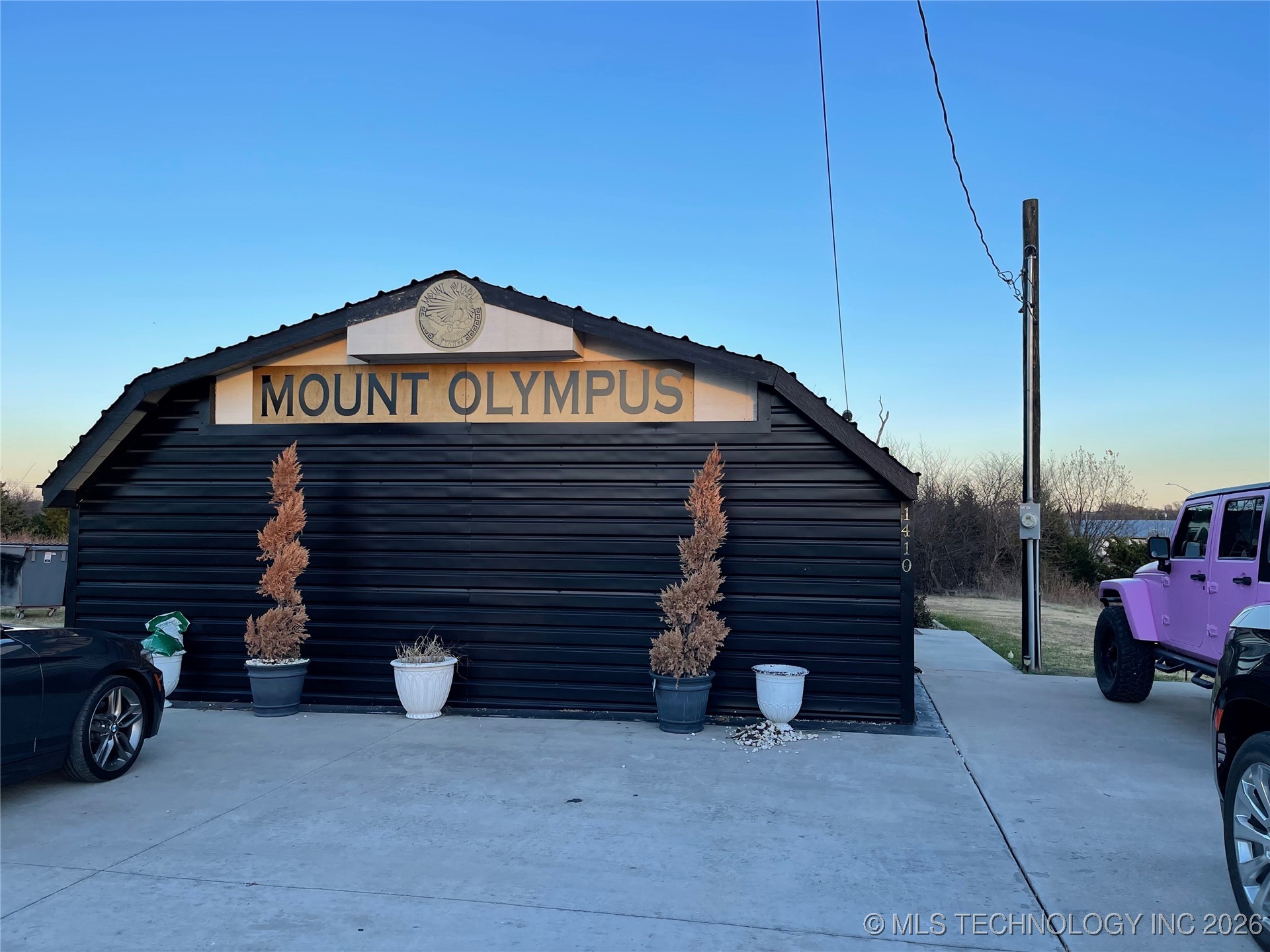 1410 Ne Q Street Property Photo 1