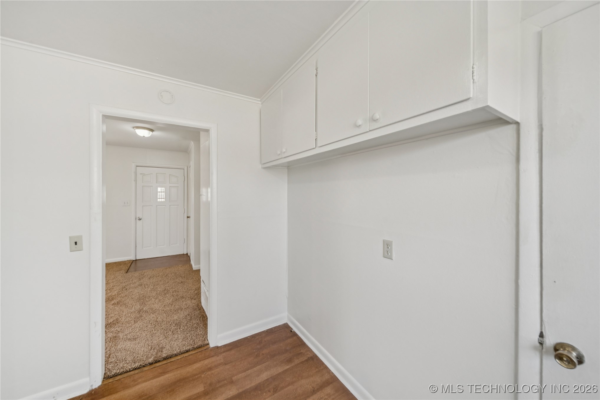 946 S Reavis Road Property Photo 11