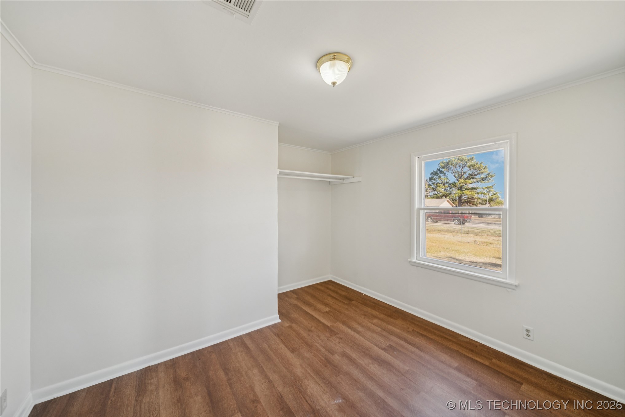 946 S Reavis Road Property Photo 20