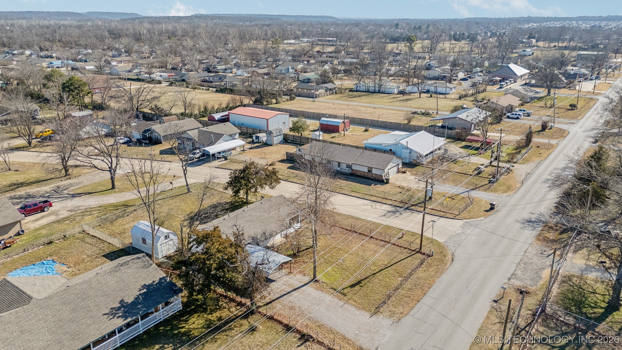 946 S Reavis Road Property Photo 27