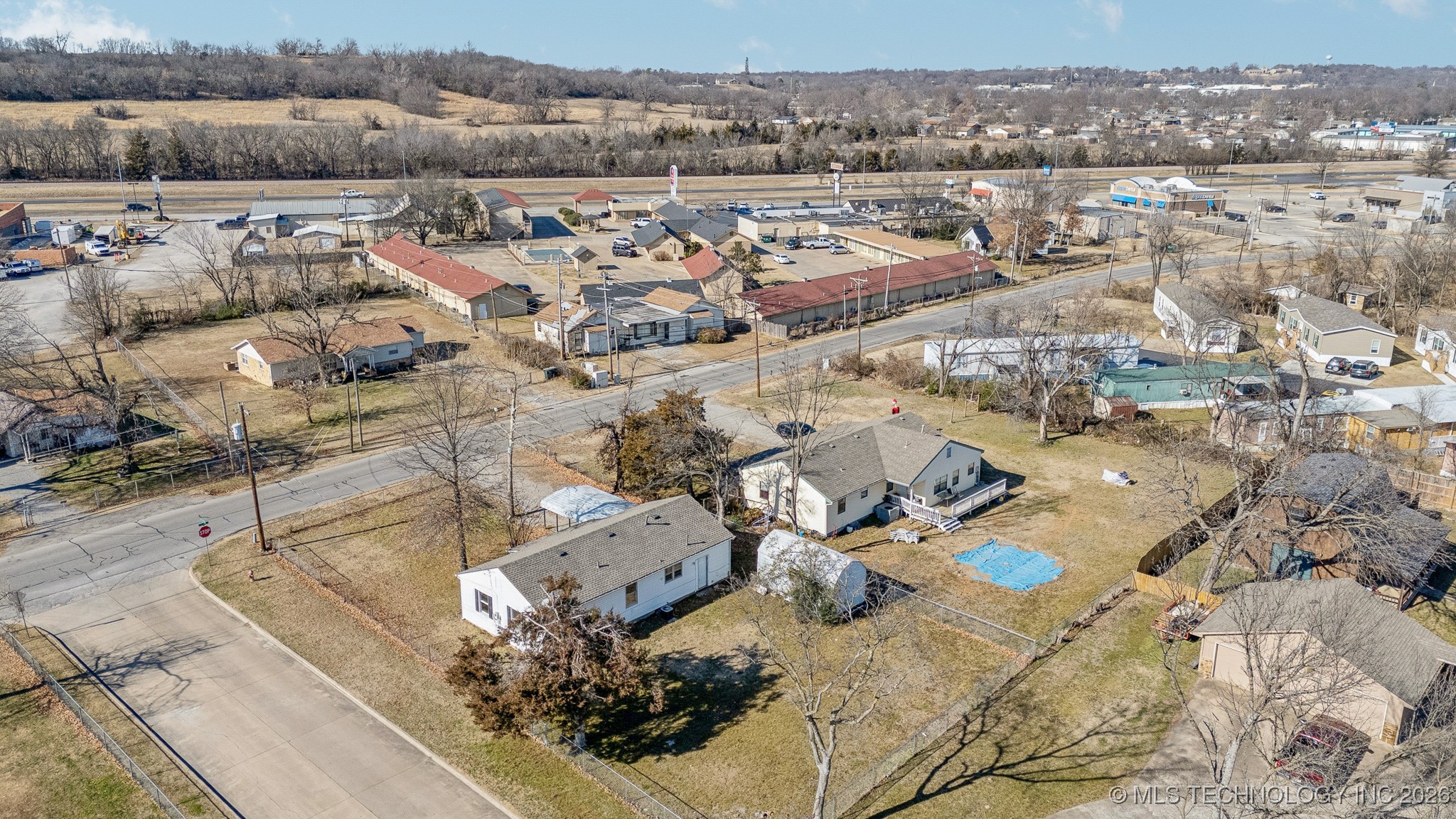 946 S Reavis Road Property Photo 28