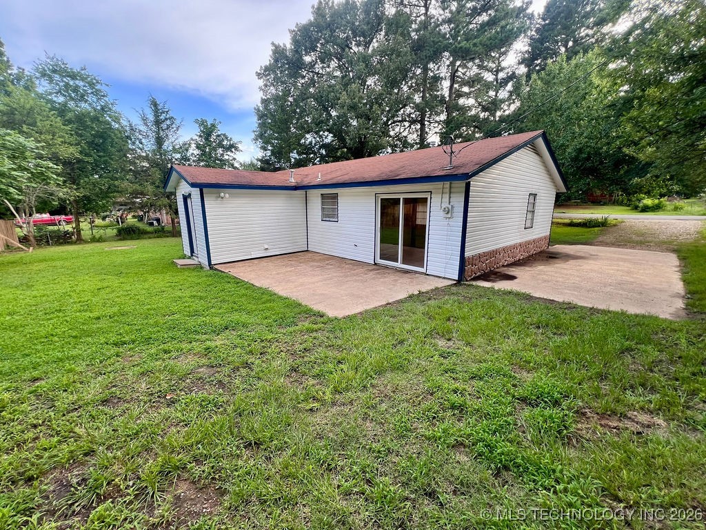 520 Nw B Street Property Photo 3