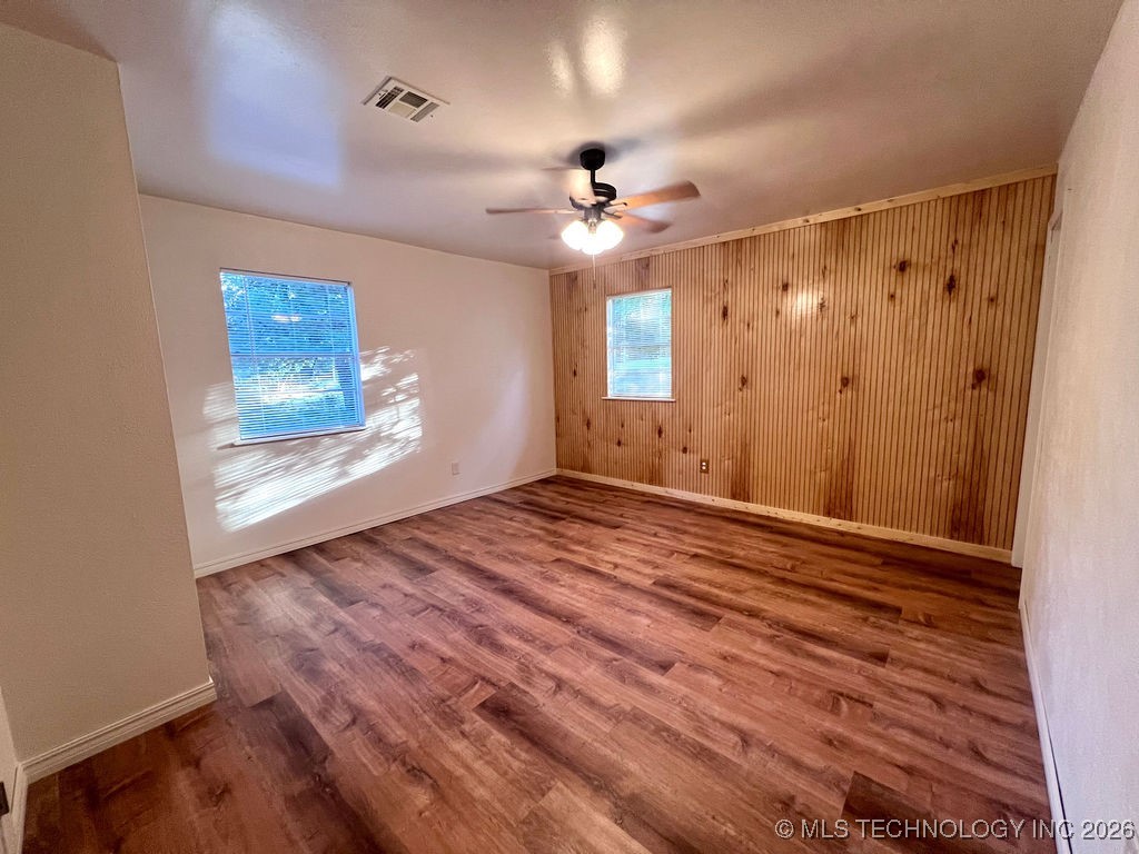 520 Nw B Street Property Photo 17