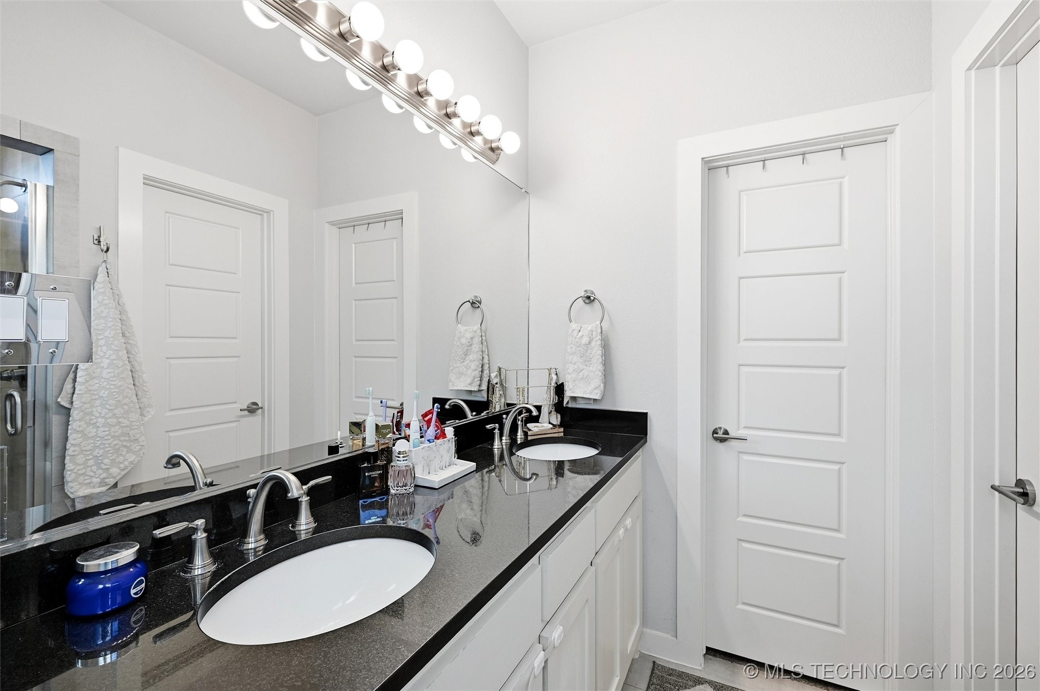 96 Tallgrass Property Photo 16