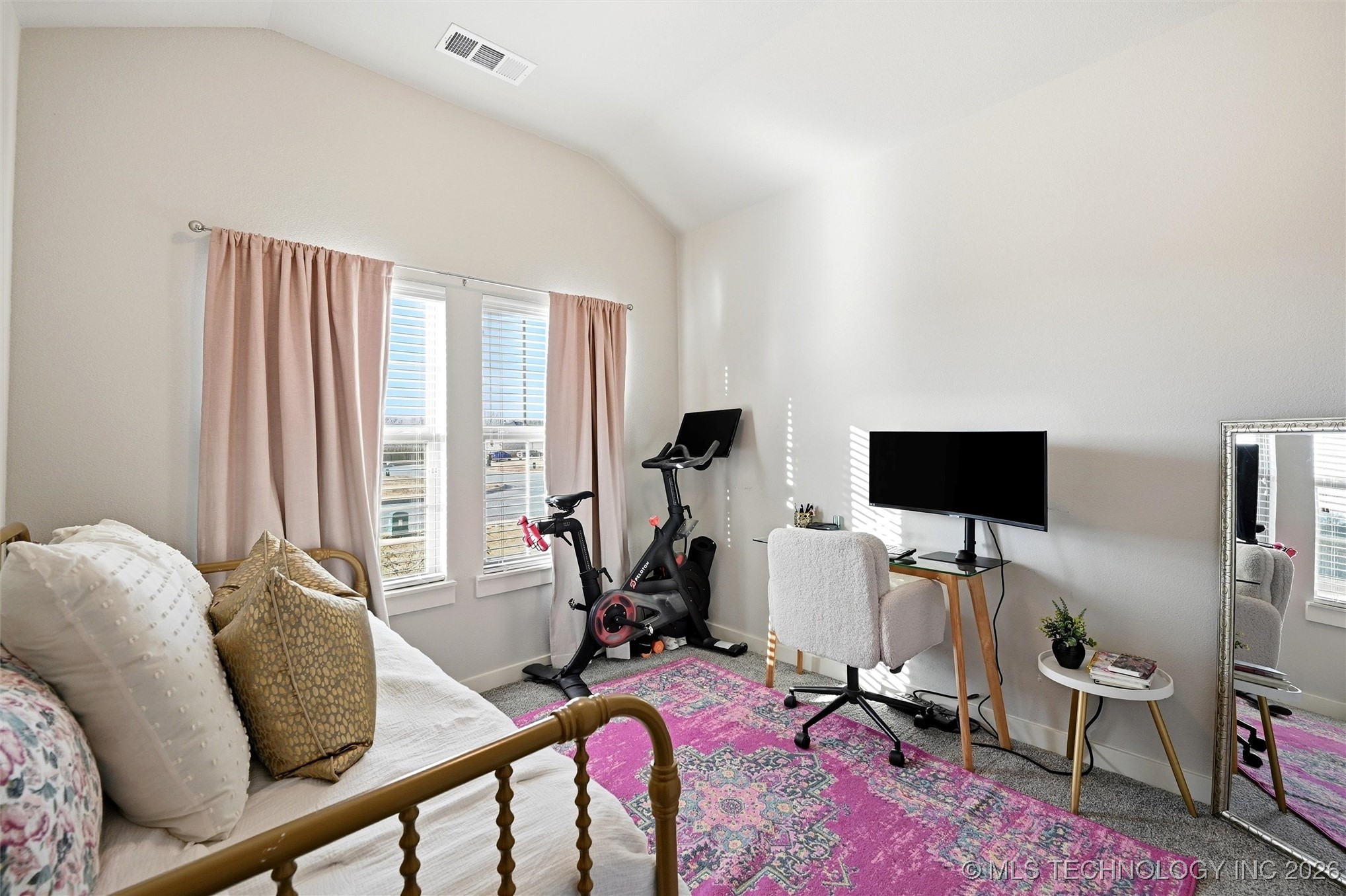 96 Tallgrass Property Photo 17