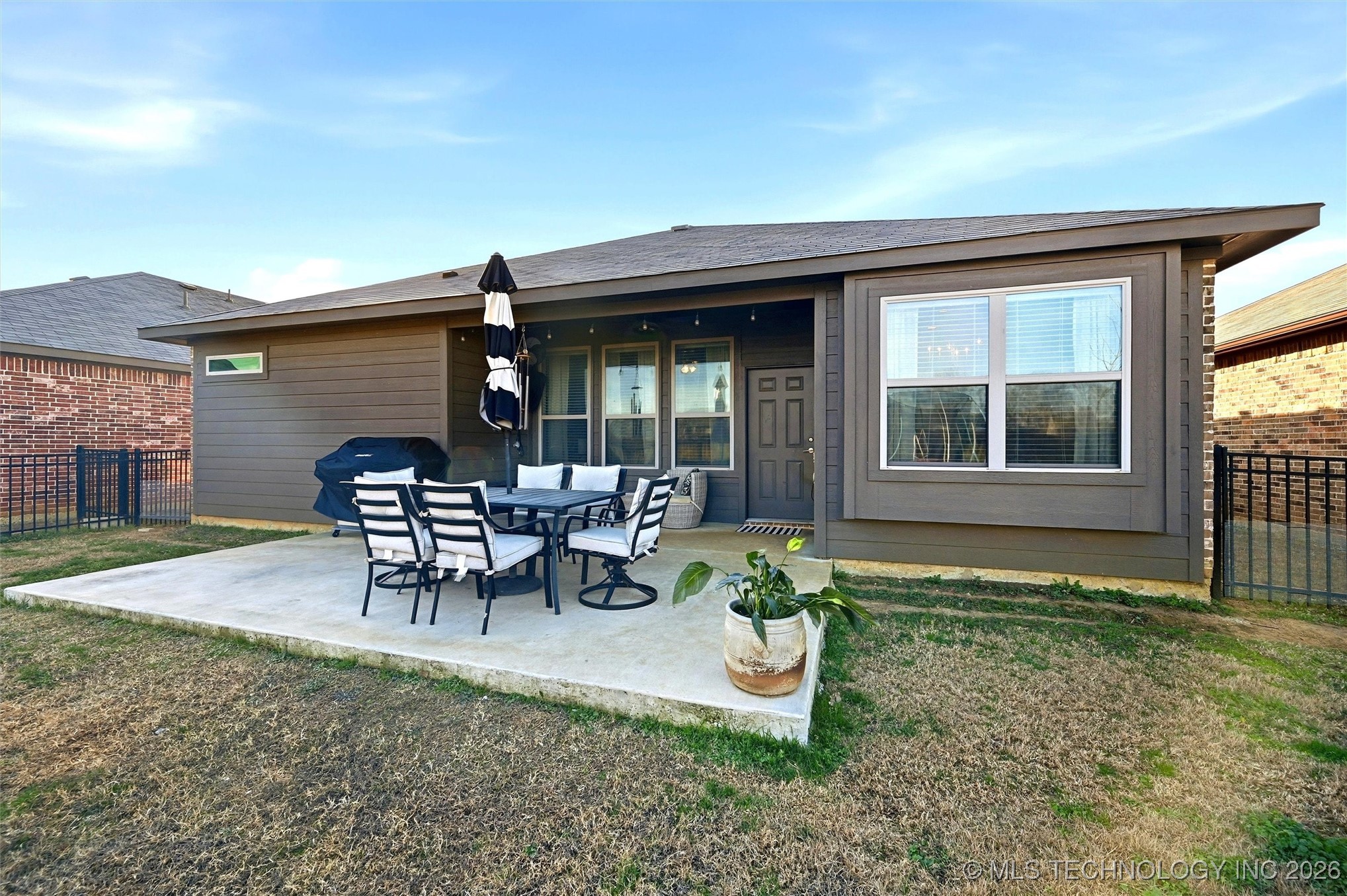 96 Tallgrass Property Photo 23