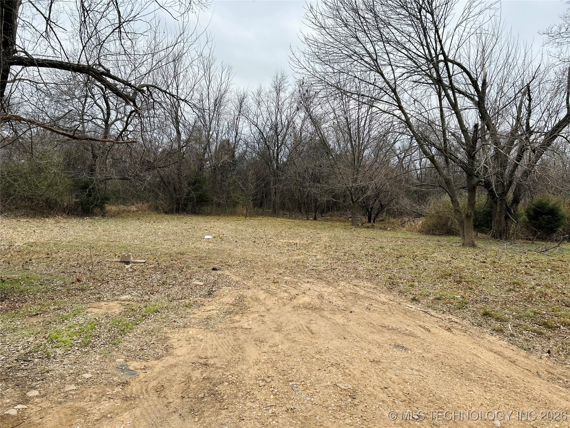 02060 E 5th Street Property Photo 1