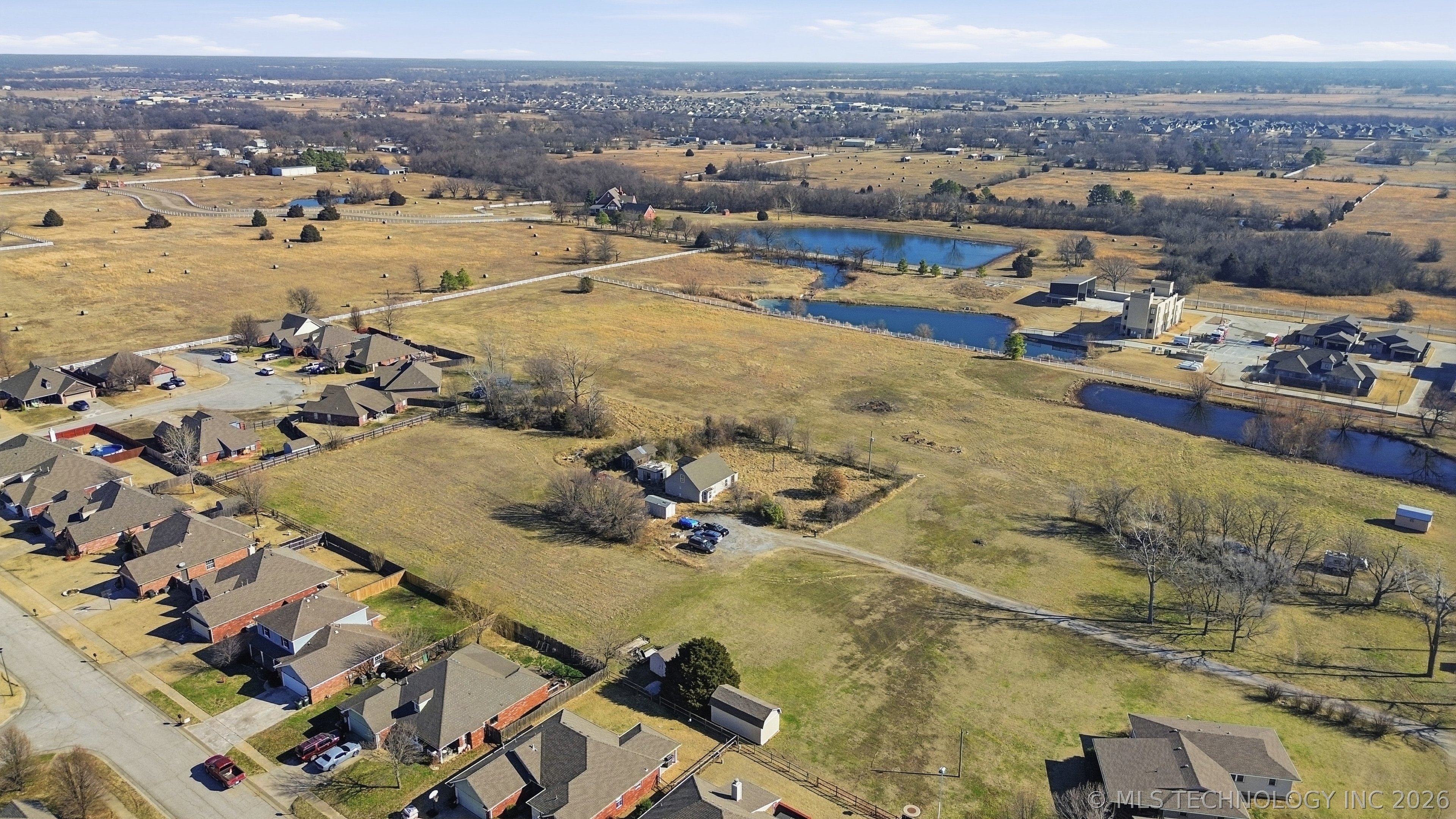 11825 E 116th Street N Property Photo 28