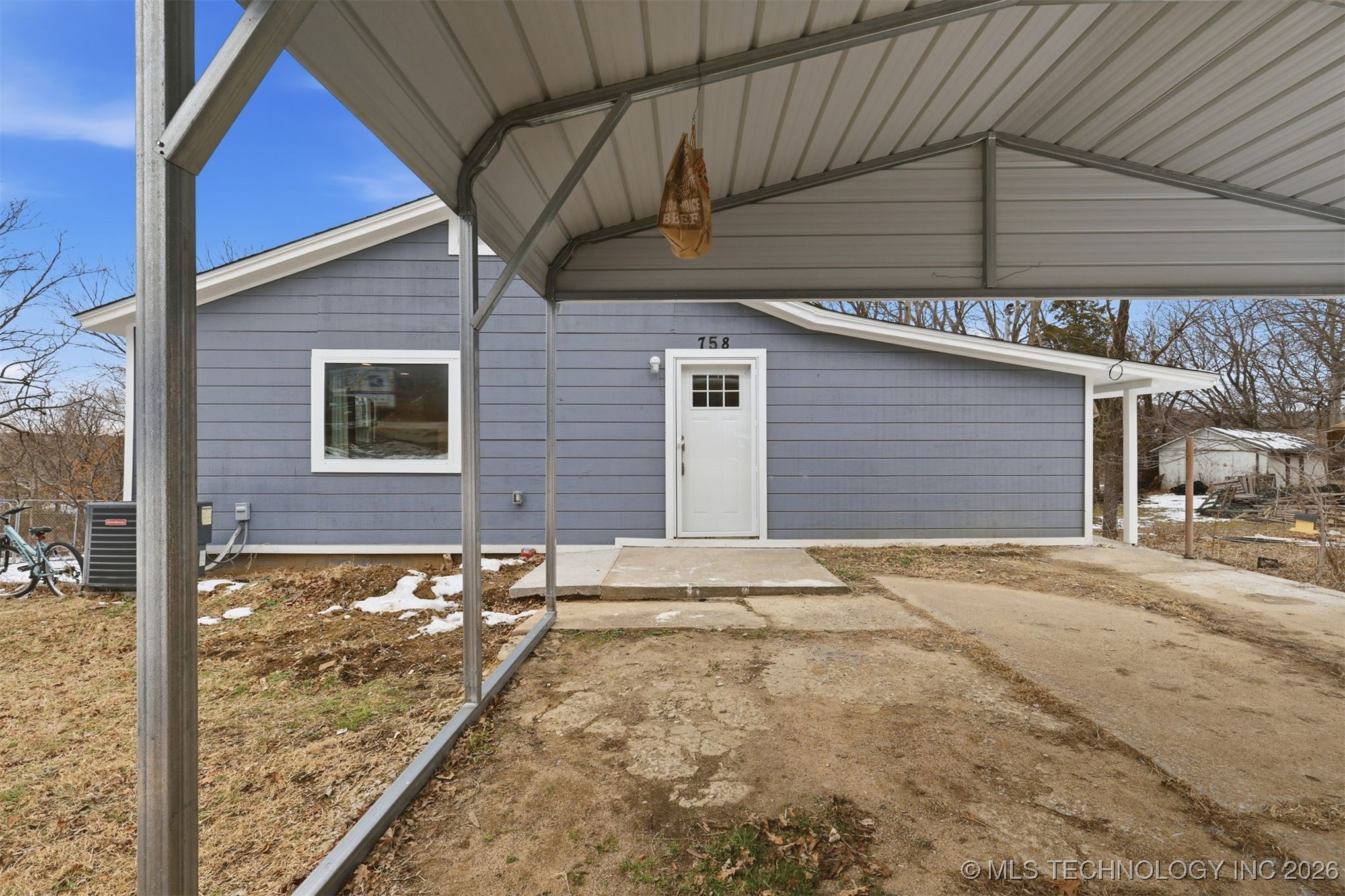 758 N Walnut Creek Drive Property Photo 3