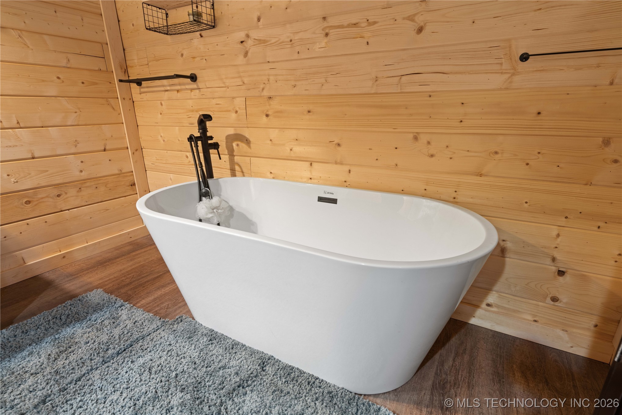 457848 E 1013 Road Property Photo 7