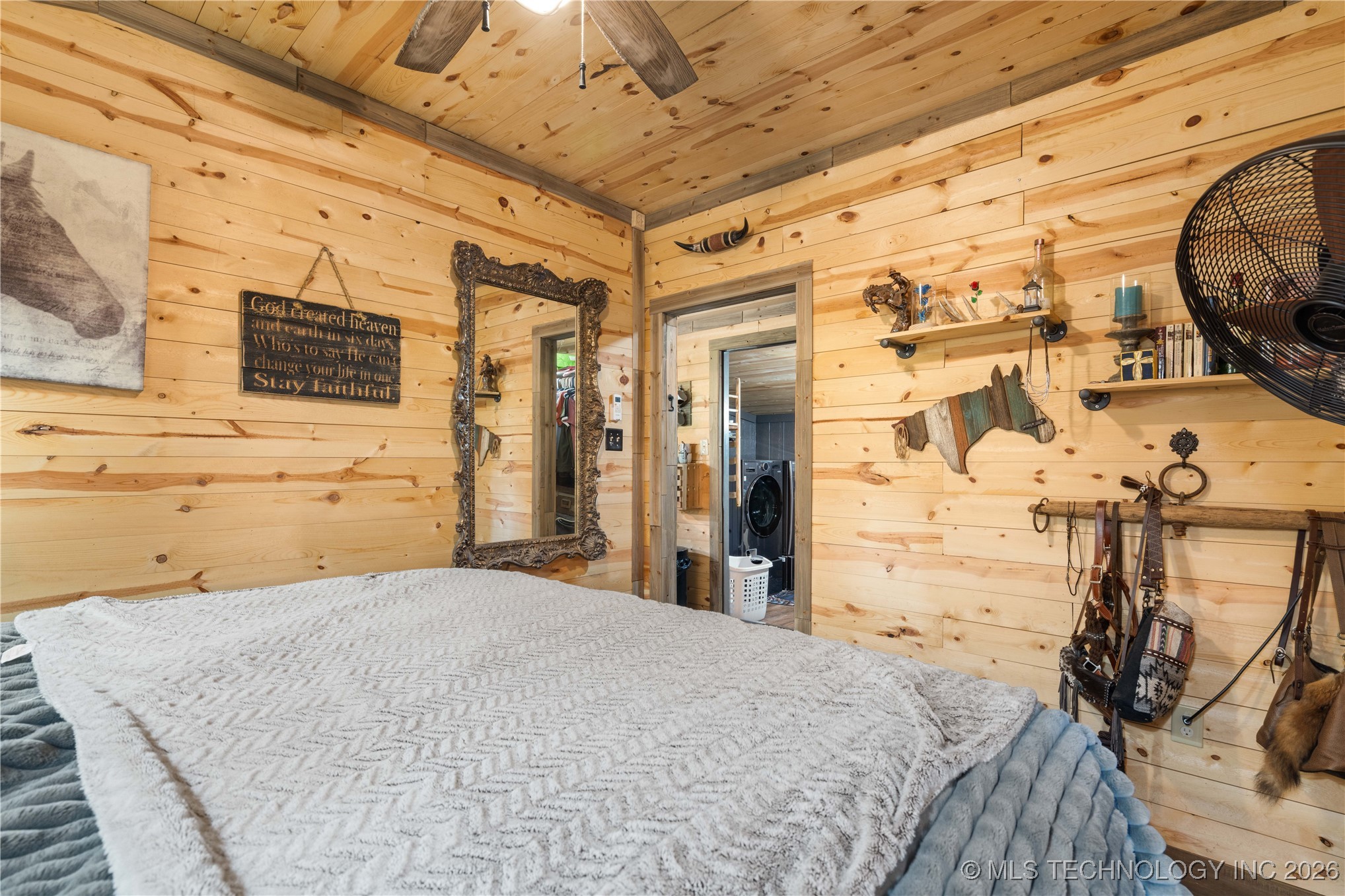 457848 E 1013 Road Property Photo 9