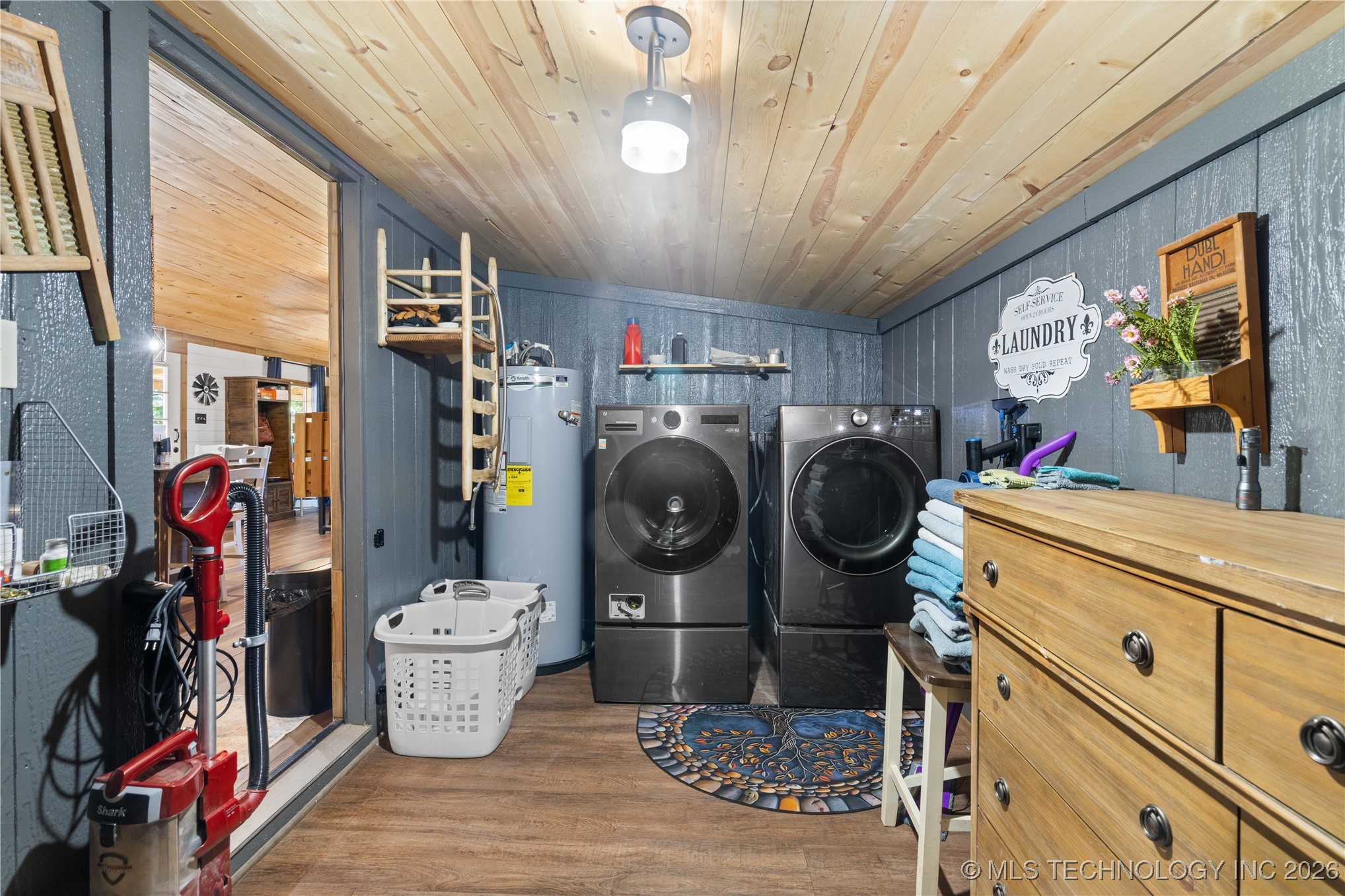 457848 E 1013 Road Property Photo 10