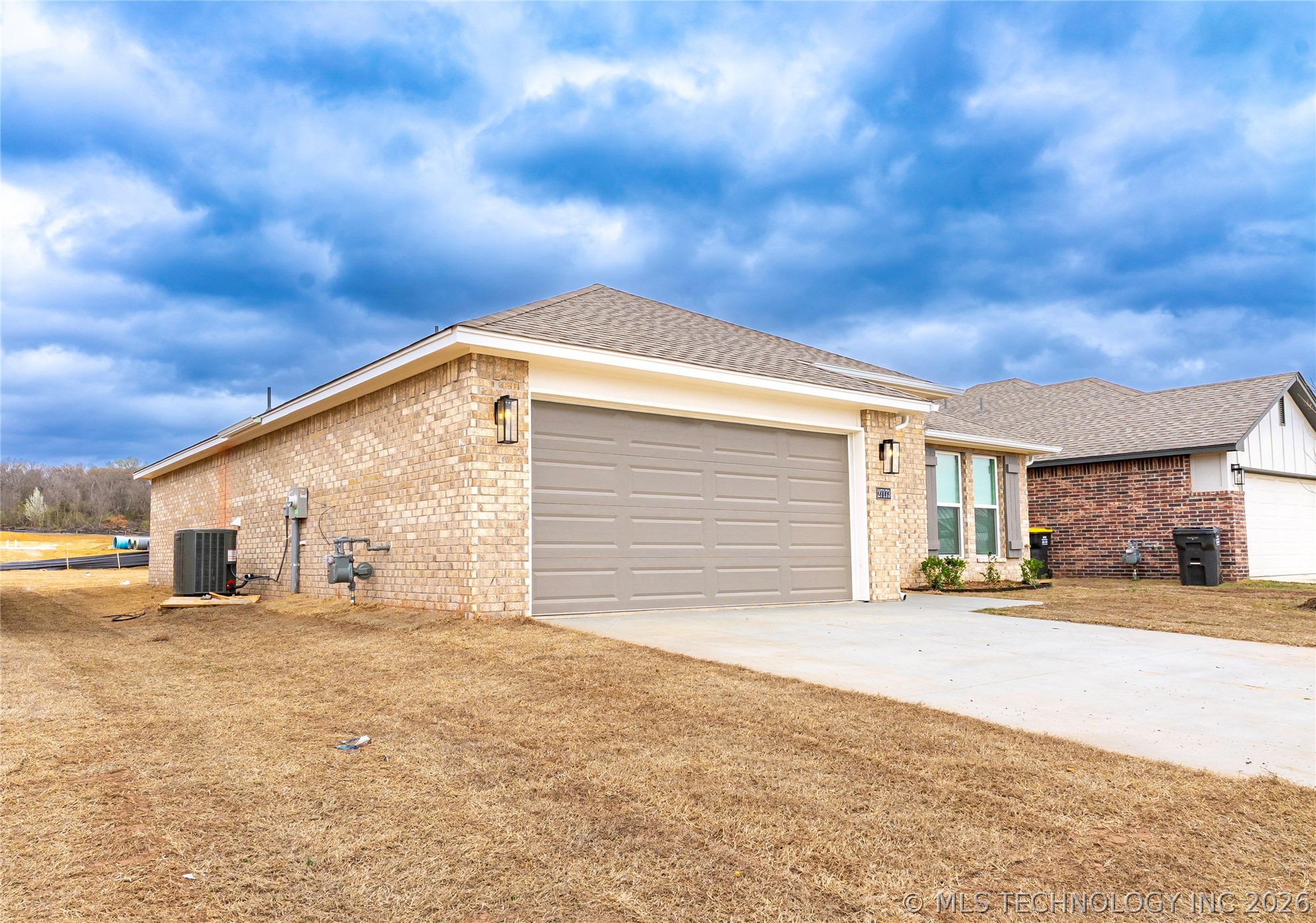 27173 E 109th Street S Property Photo 3