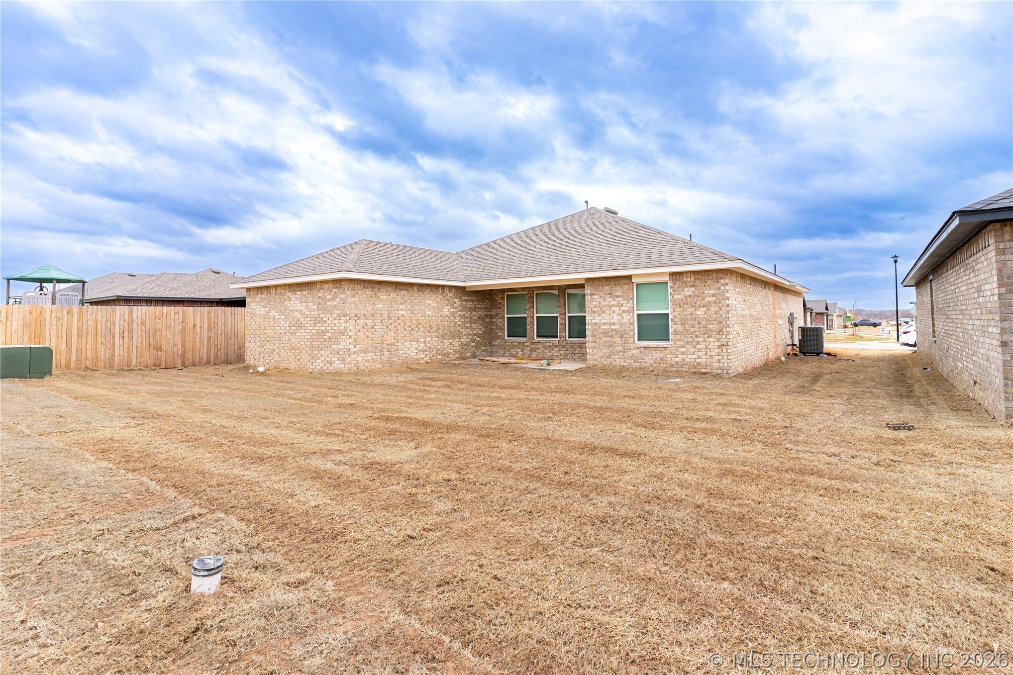 27173 E 109th Street S Property Photo 18