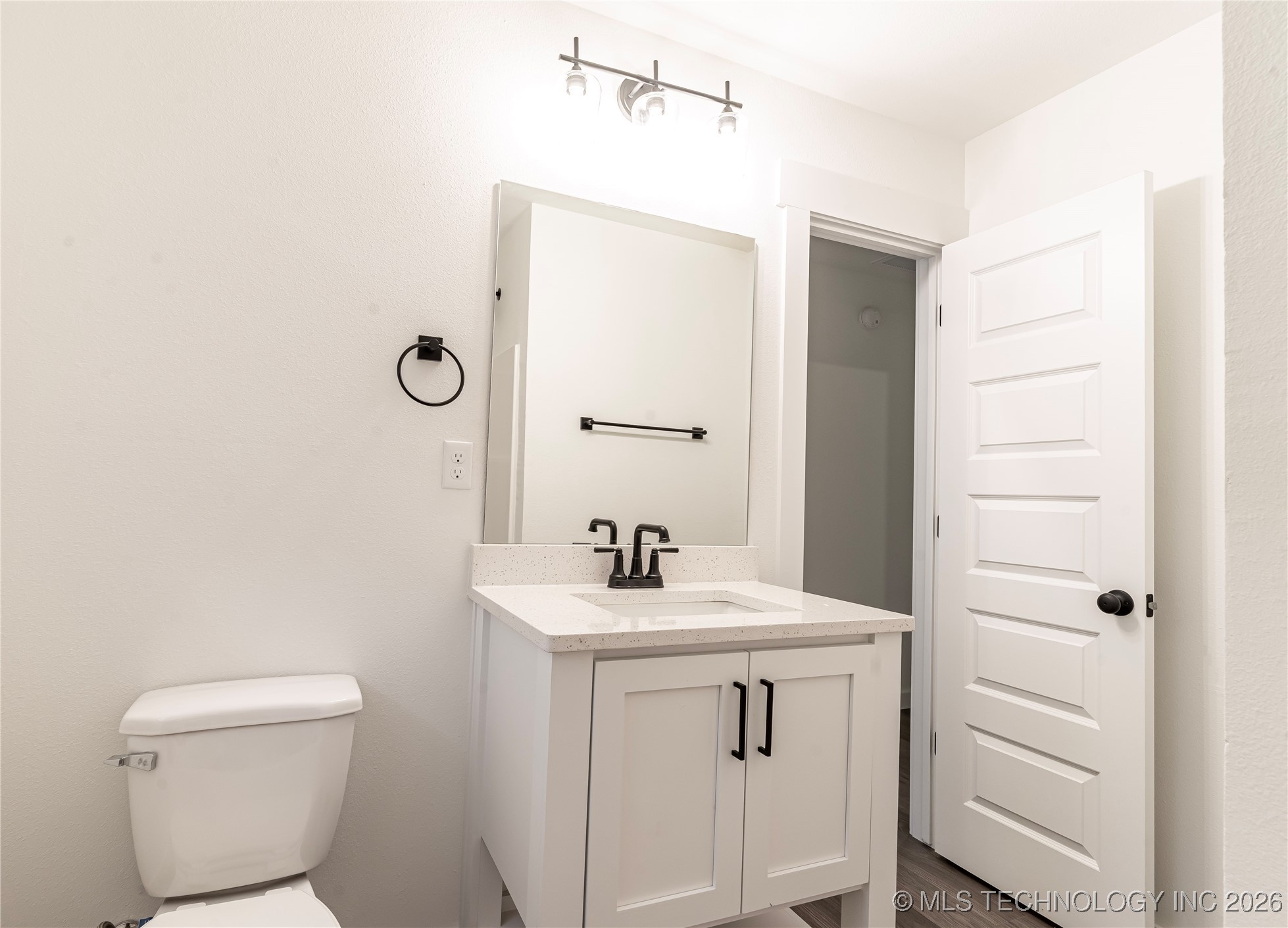 15024 S Poplar Street Property Photo 14