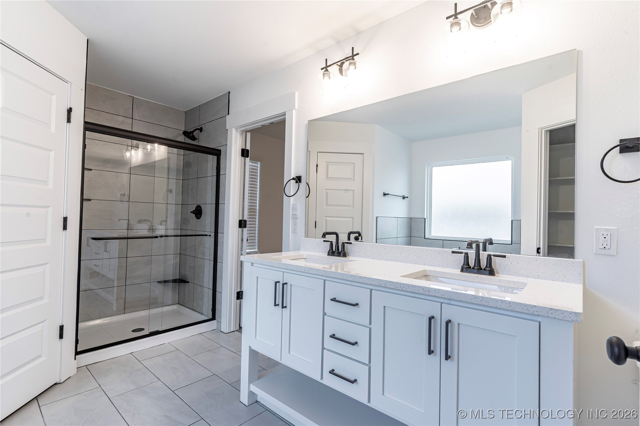 15024 S Poplar Street Property Photo 20