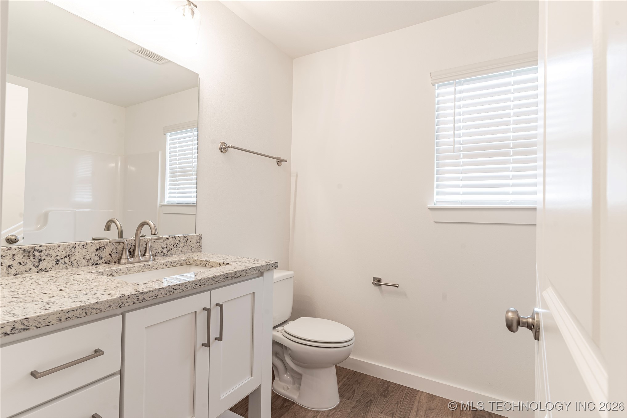 15030 S Poplar Street Property Photo 13