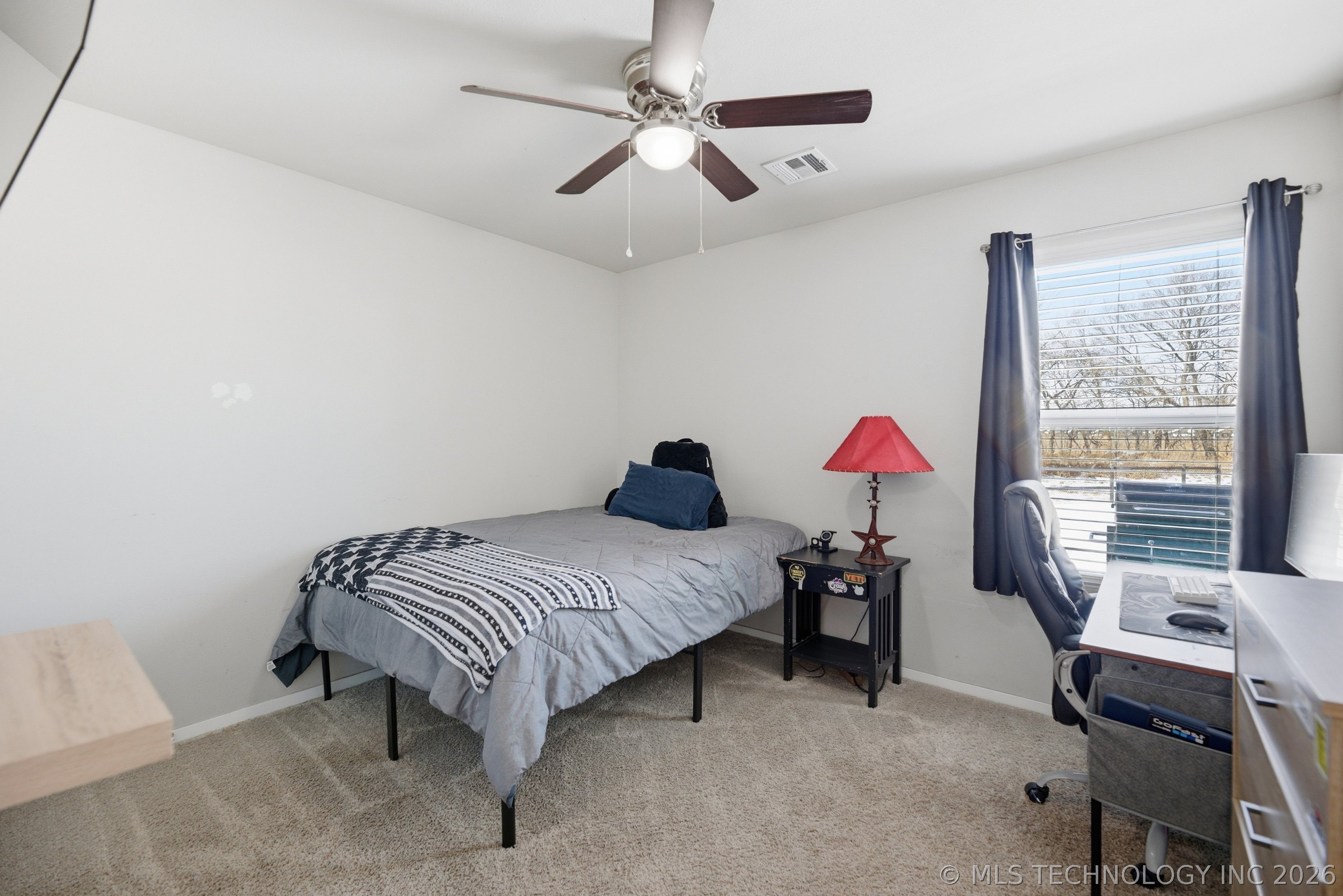 15752 S 74 Avenue E Property Photo 17