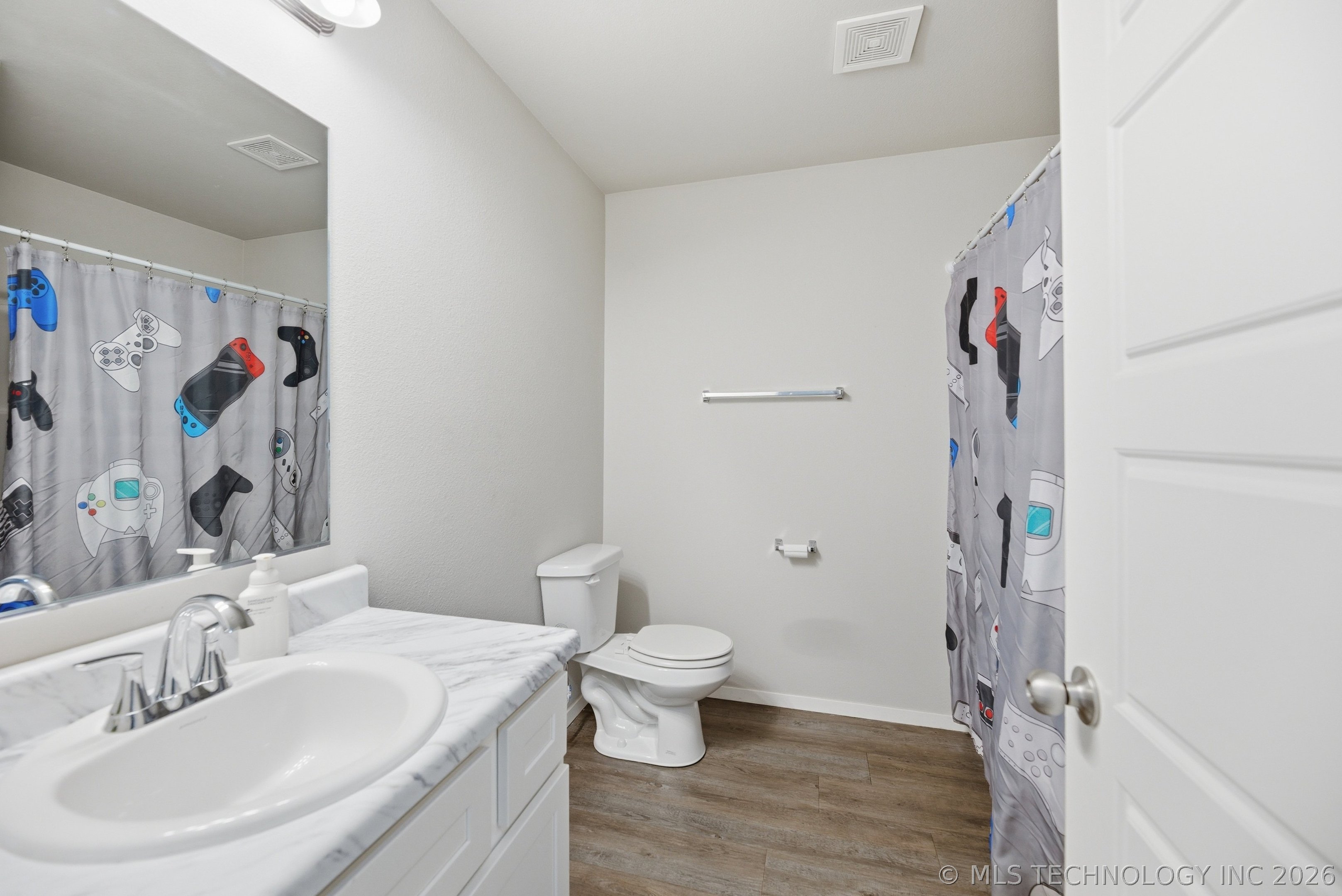 15752 S 74 Avenue E Property Photo 18