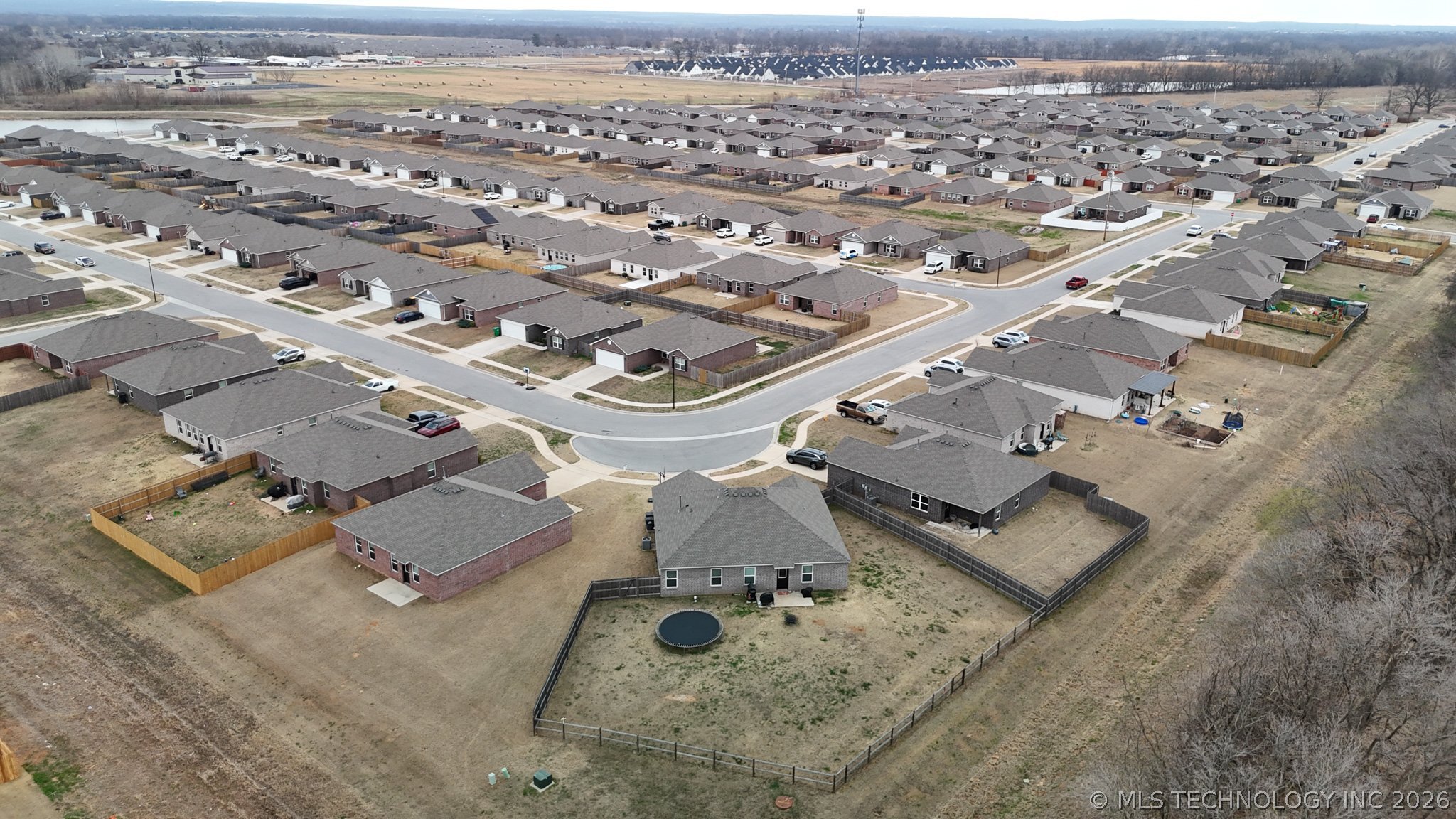 15752 S 74 Avenue E Property Photo 23