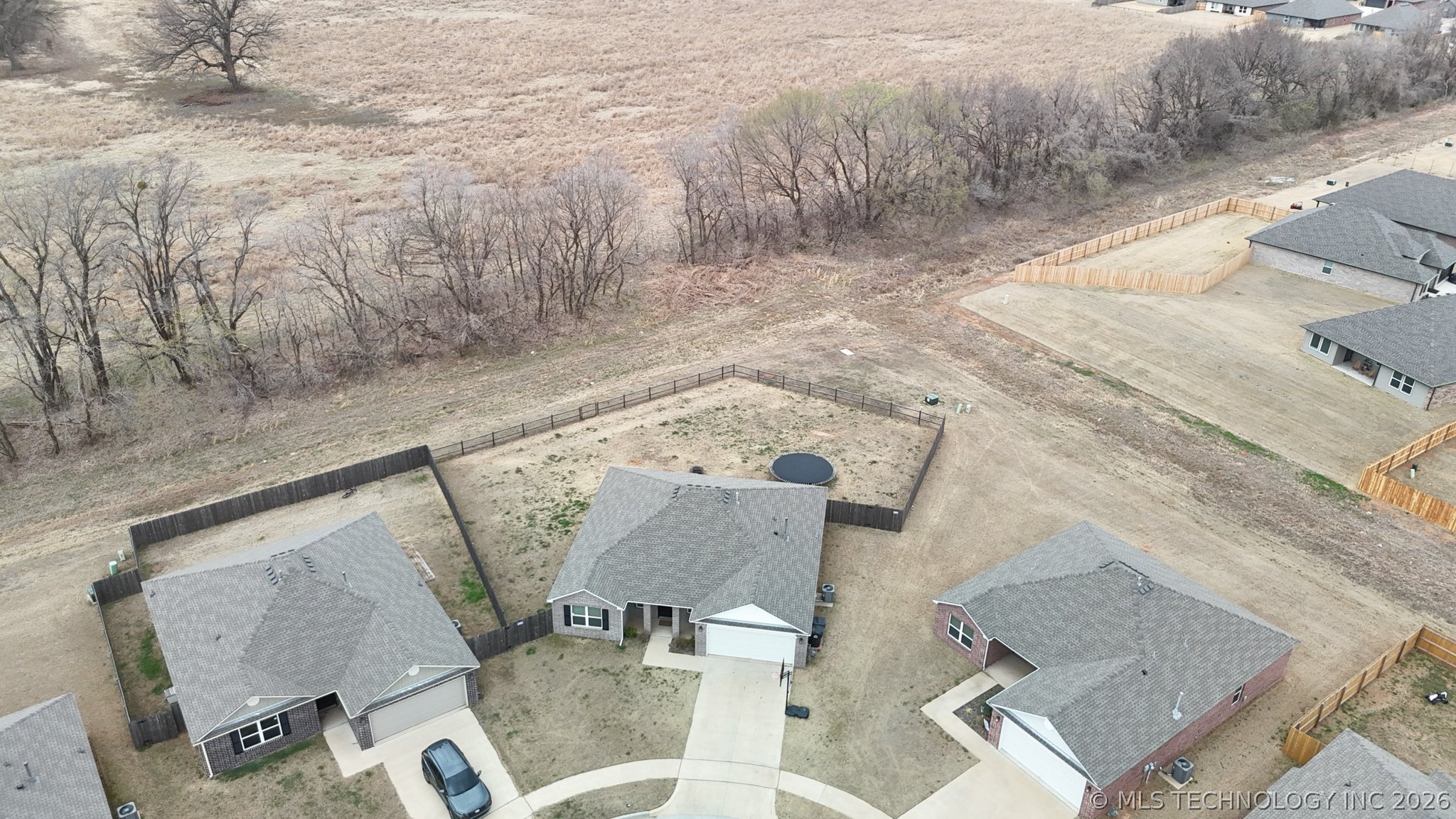 15752 S 74 Avenue E Property Photo 26