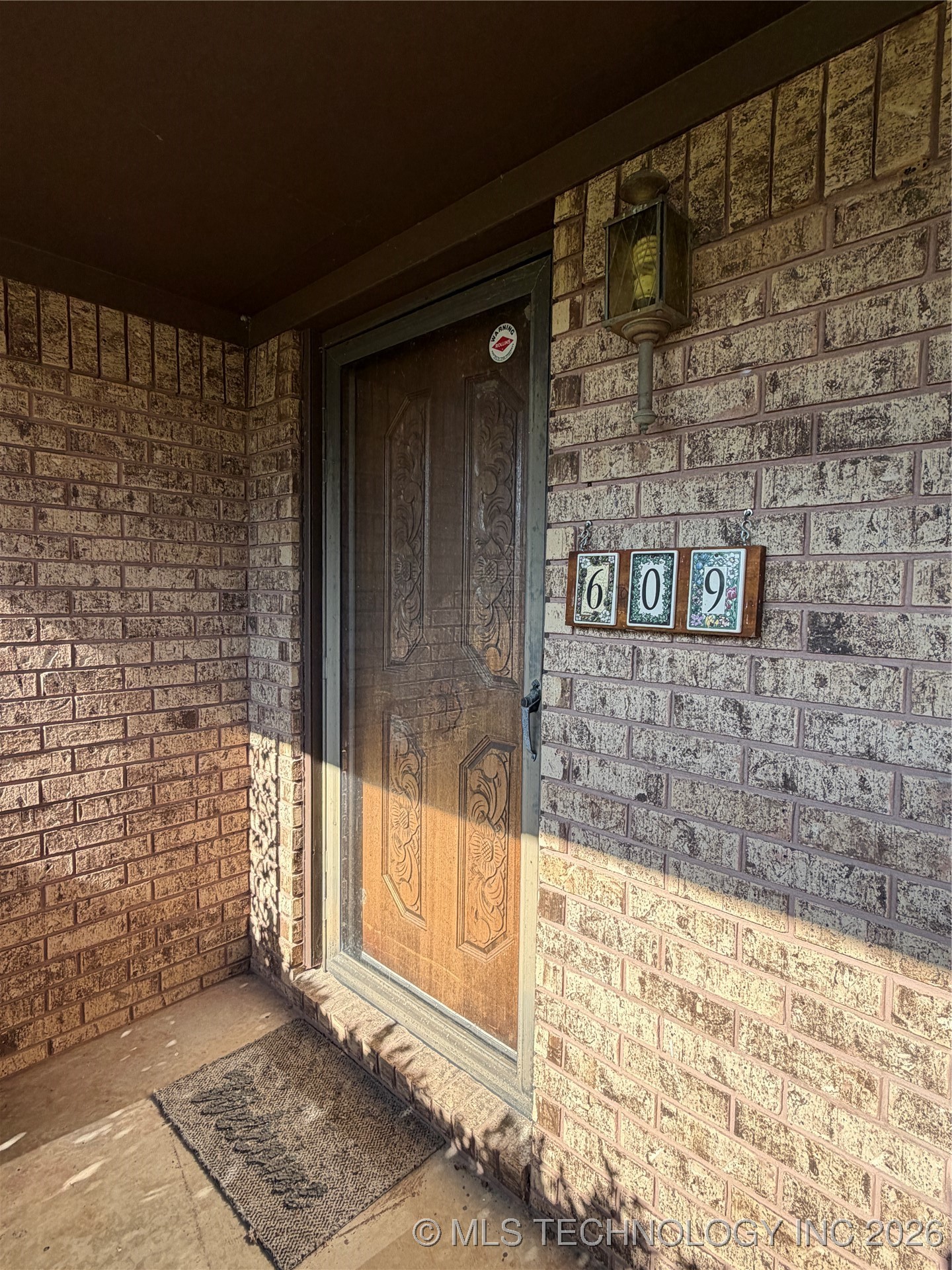 609 Cherokee Property Photo 6