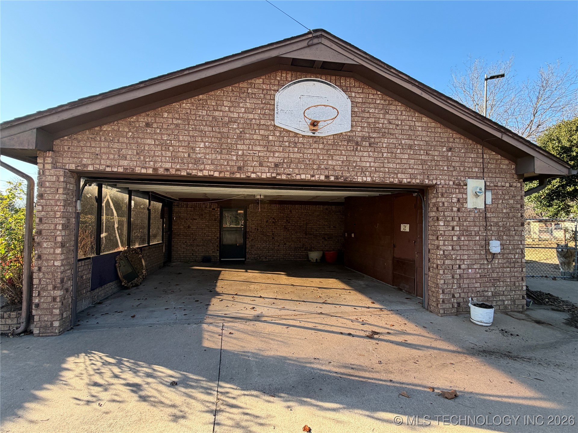 609 Cherokee Property Photo 9