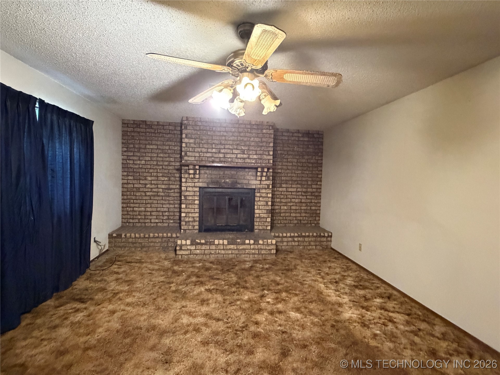 609 Cherokee Property Photo 12