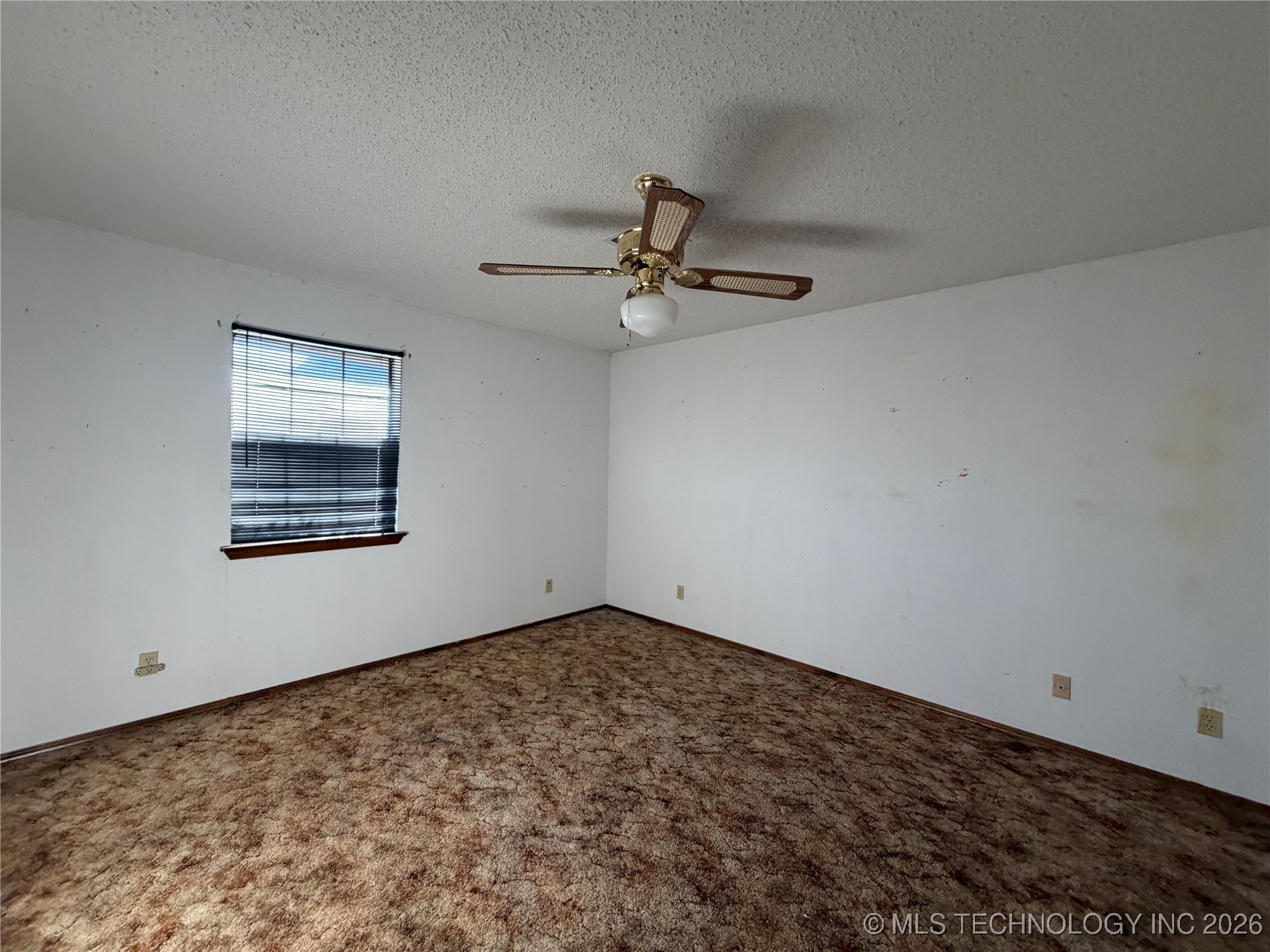 609 Cherokee Property Photo 18