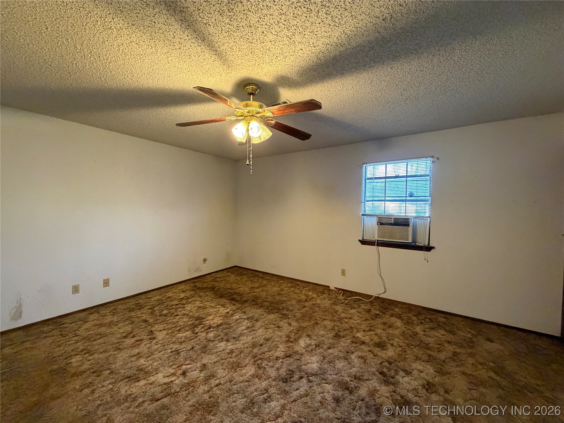 609 Cherokee Property Photo 20