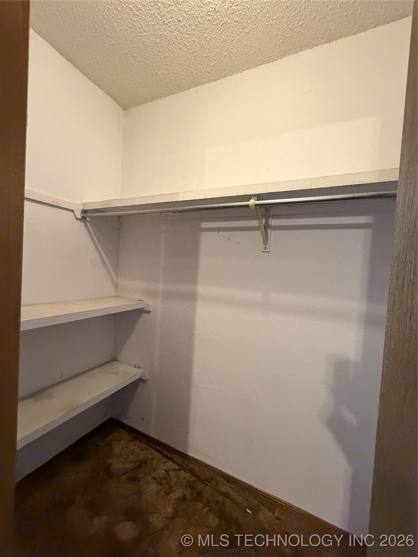 609 Cherokee Property Photo 23