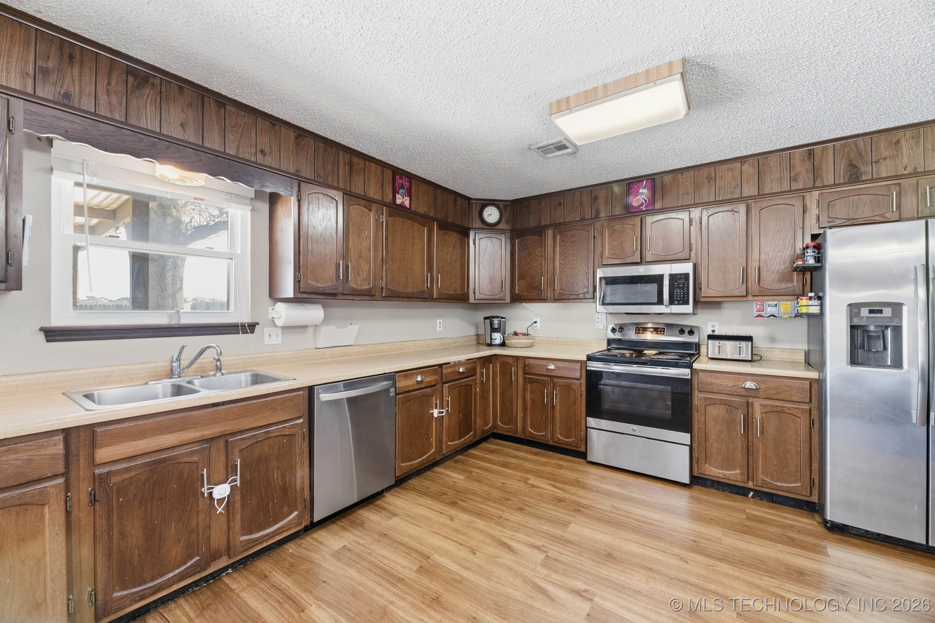 428 N Spruce Avenue Property Photo 6