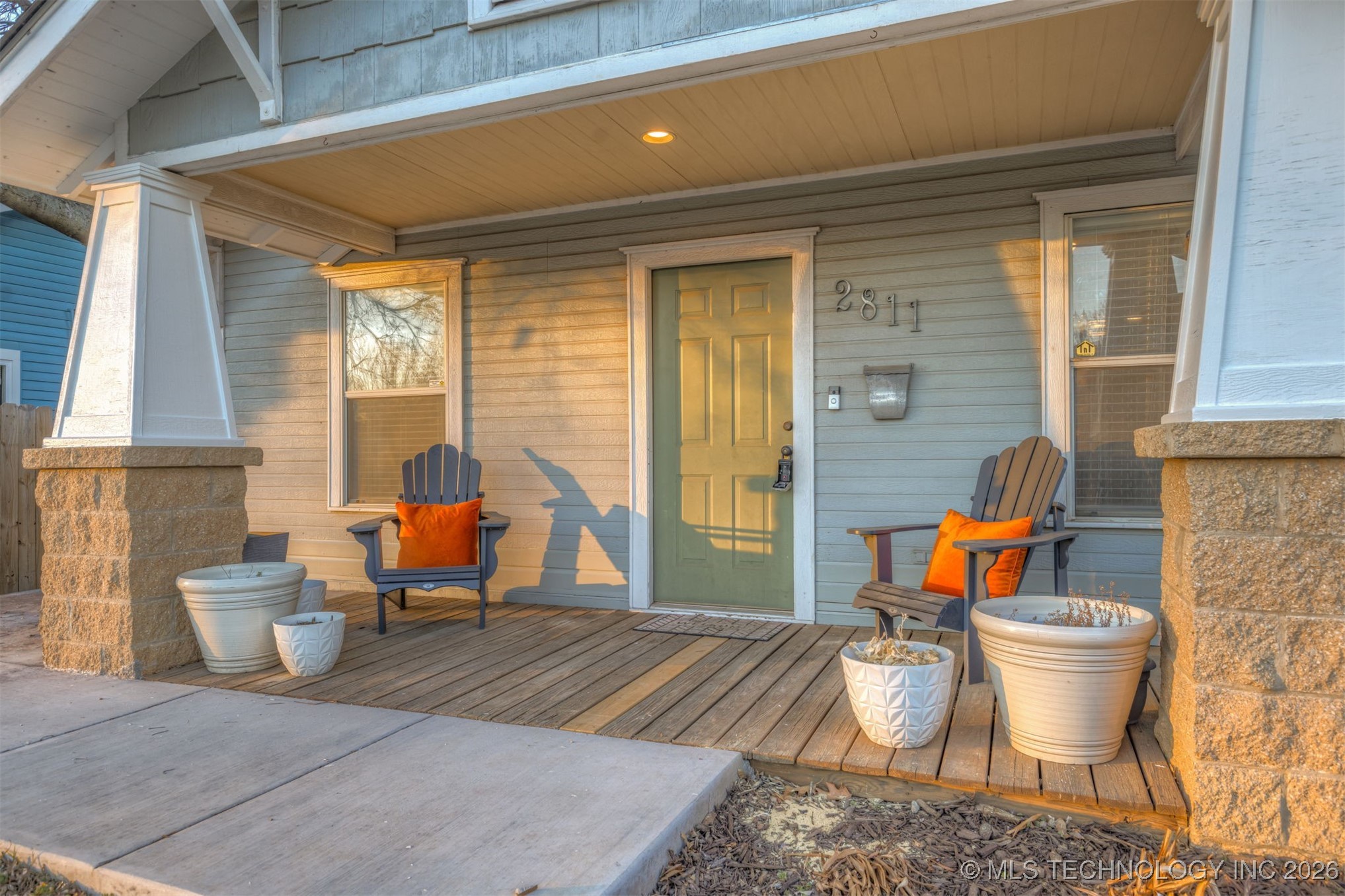 2811 E 3rd Street Property Photo 5