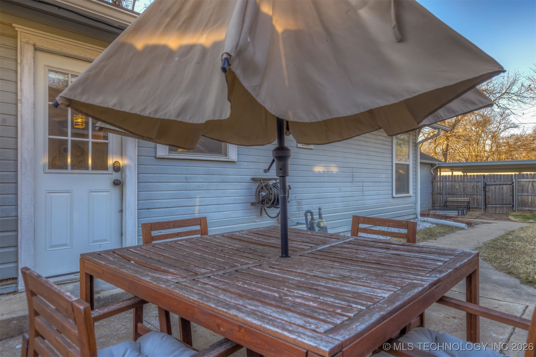 2811 E 3rd Street Property Photo 39