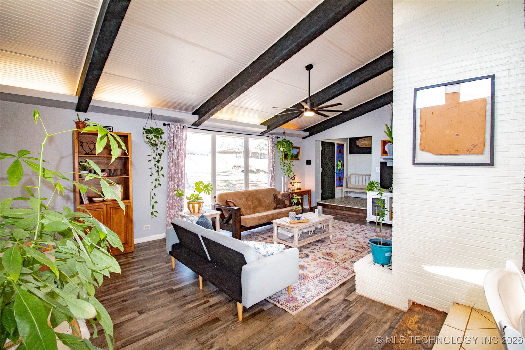 907 N 10th Avenue Property Photo 12