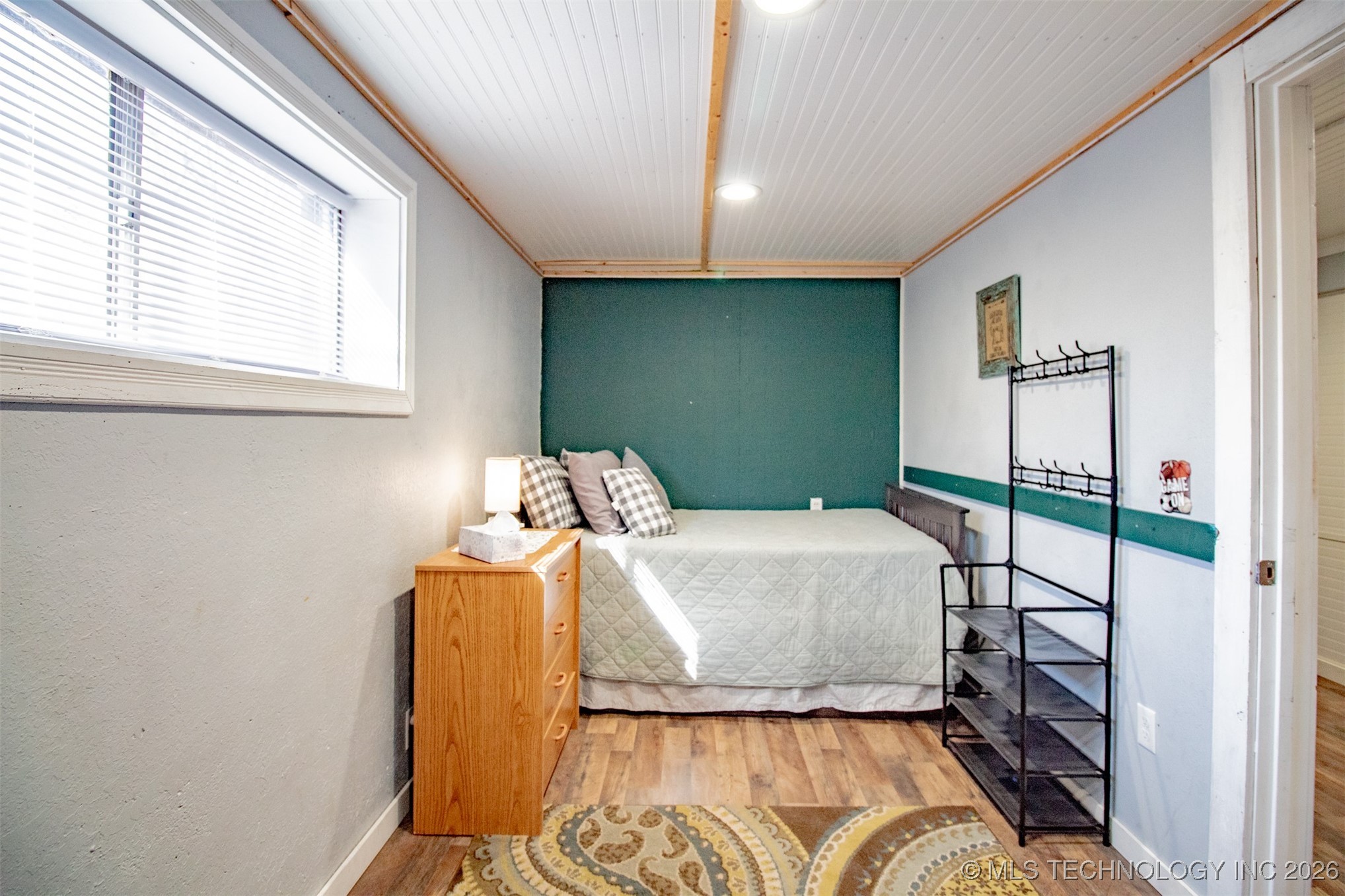 907 N 10th Avenue Property Photo 28