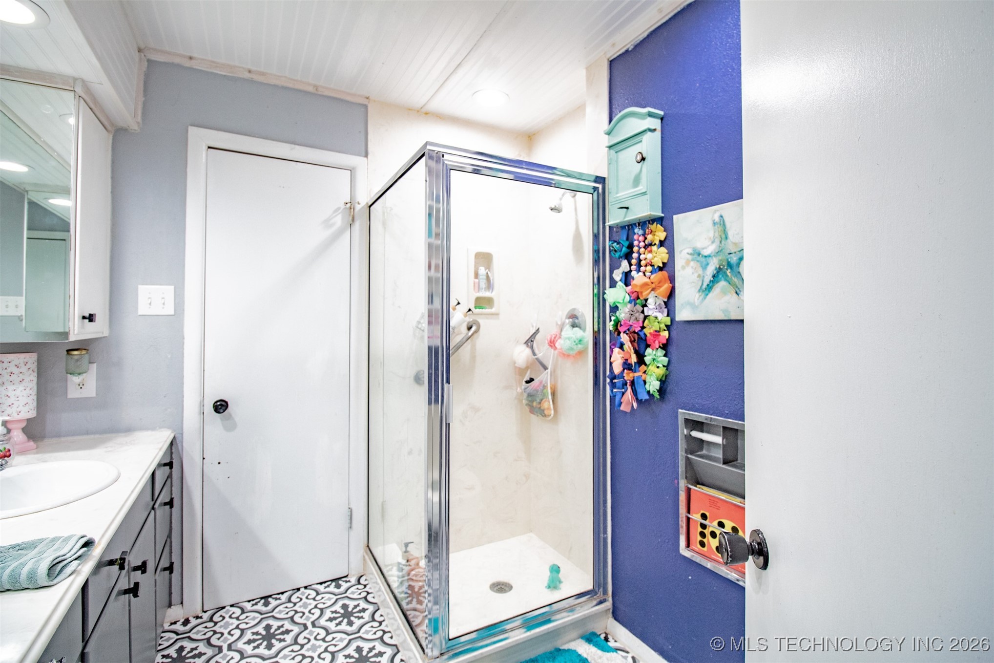 907 N 10th Avenue Property Photo 38