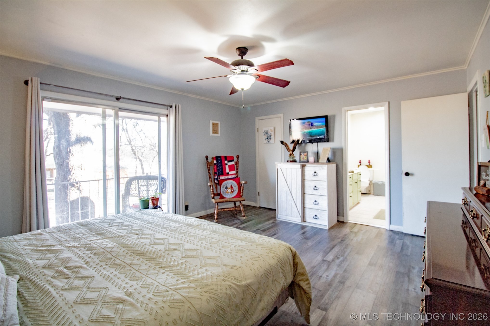 907 N 10th Avenue Property Photo 43