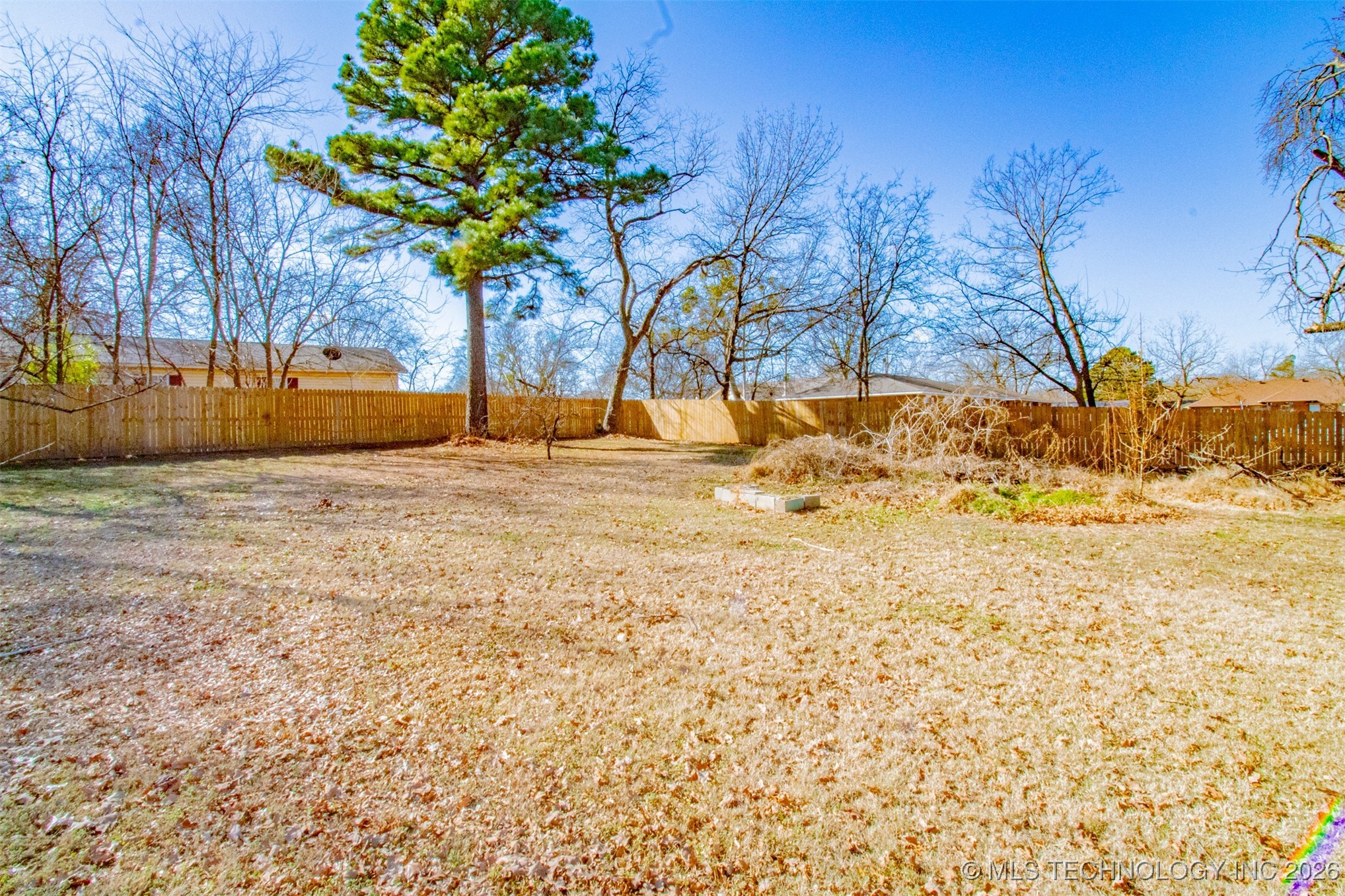 907 N 10th Avenue Property Photo 47