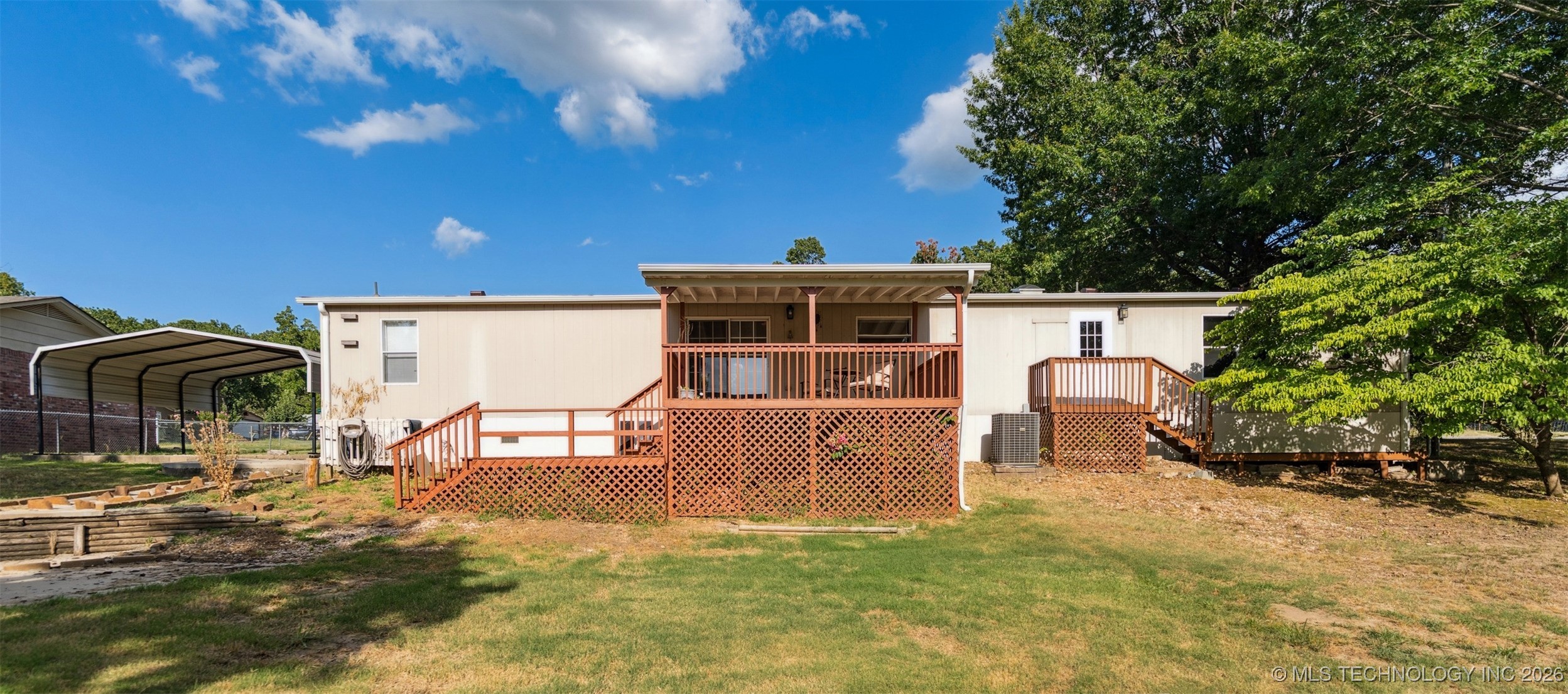 33 E Center Street Property Photo 8