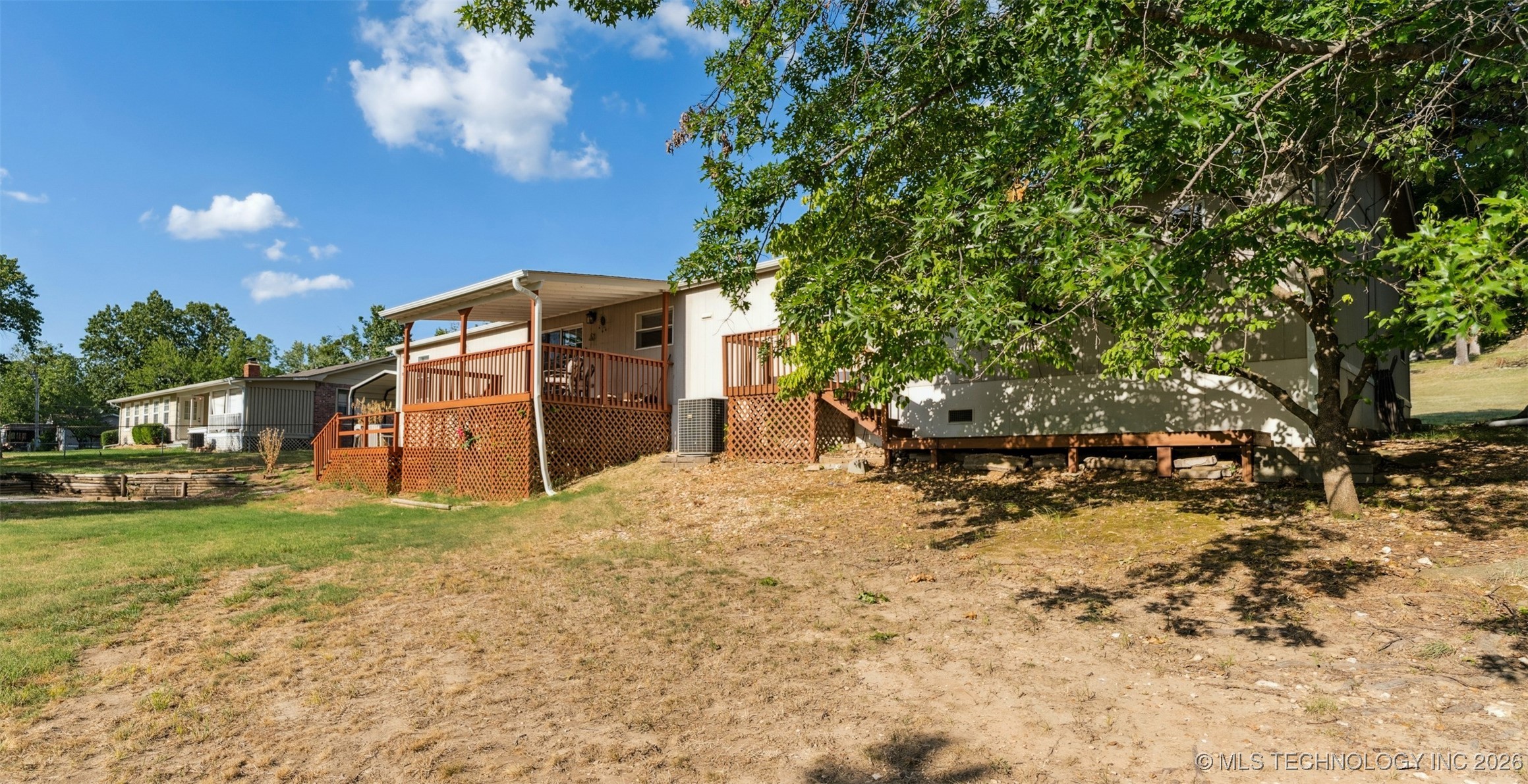 33 E Center Street Property Photo 10