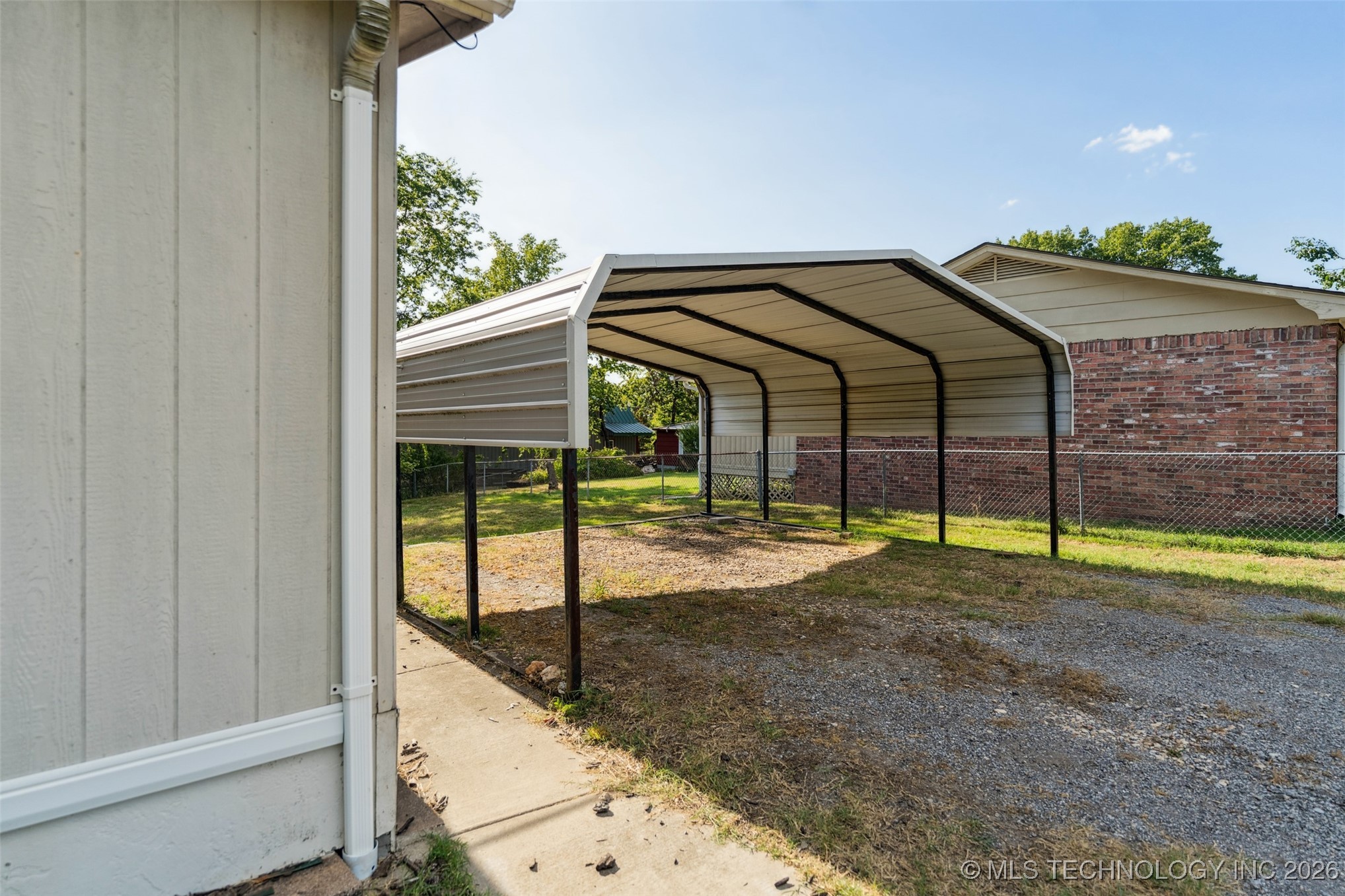 33 E Center Street Property Photo 13