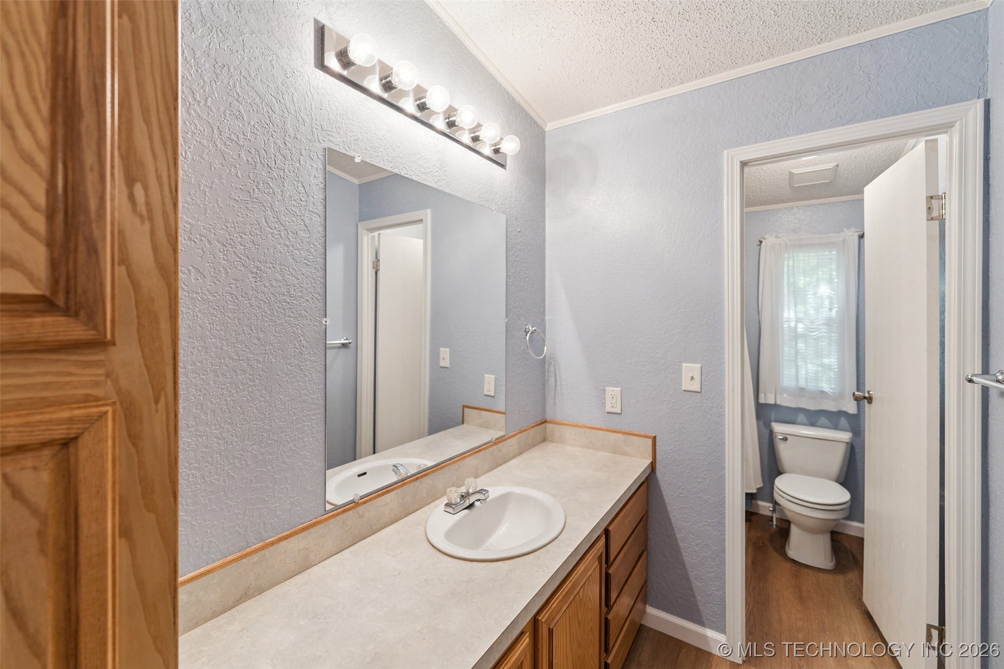 33 E Center Street Property Photo 29