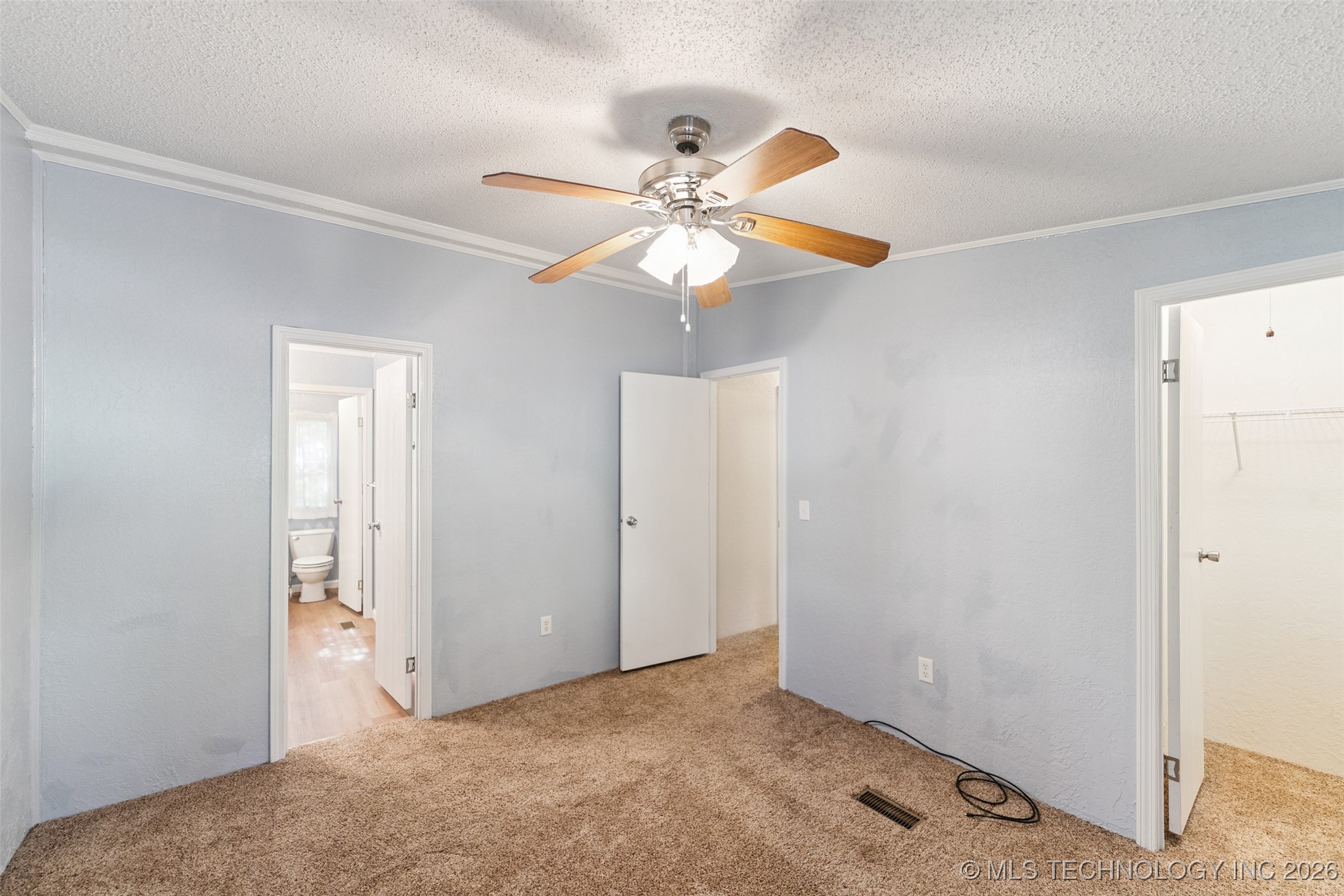 33 E Center Street Property Photo 32