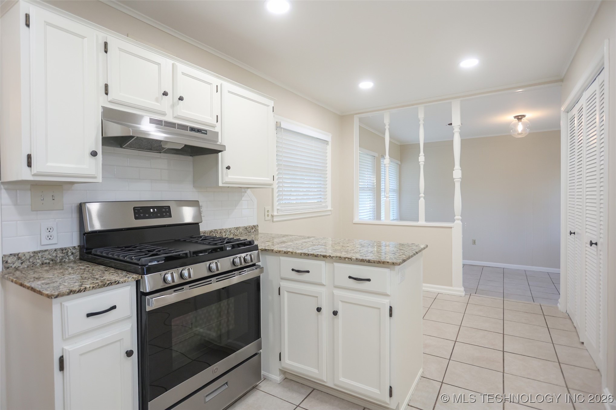 5138 E 23rd Street Property Photo 7