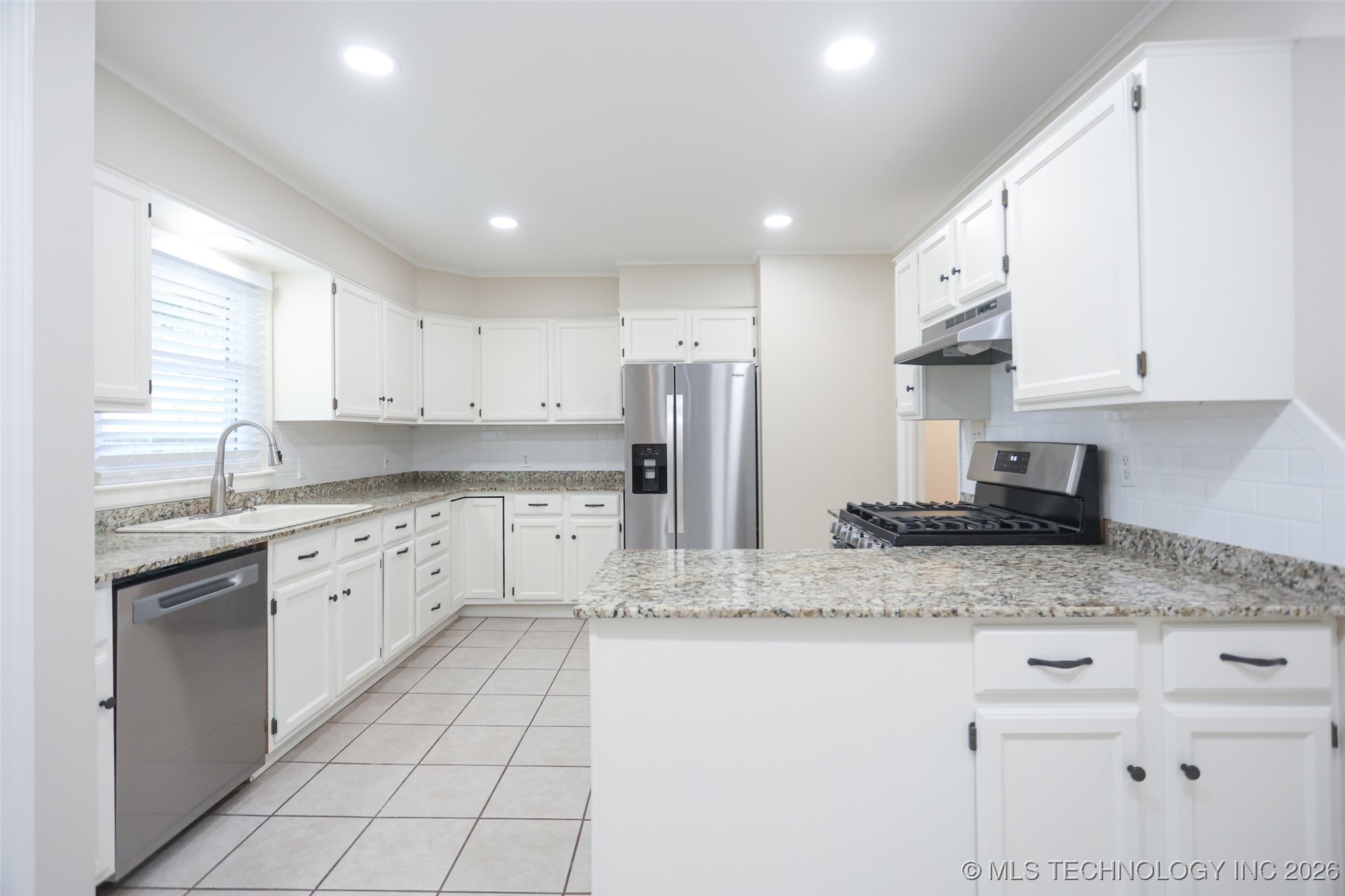 5138 E 23rd Street Property Photo 10