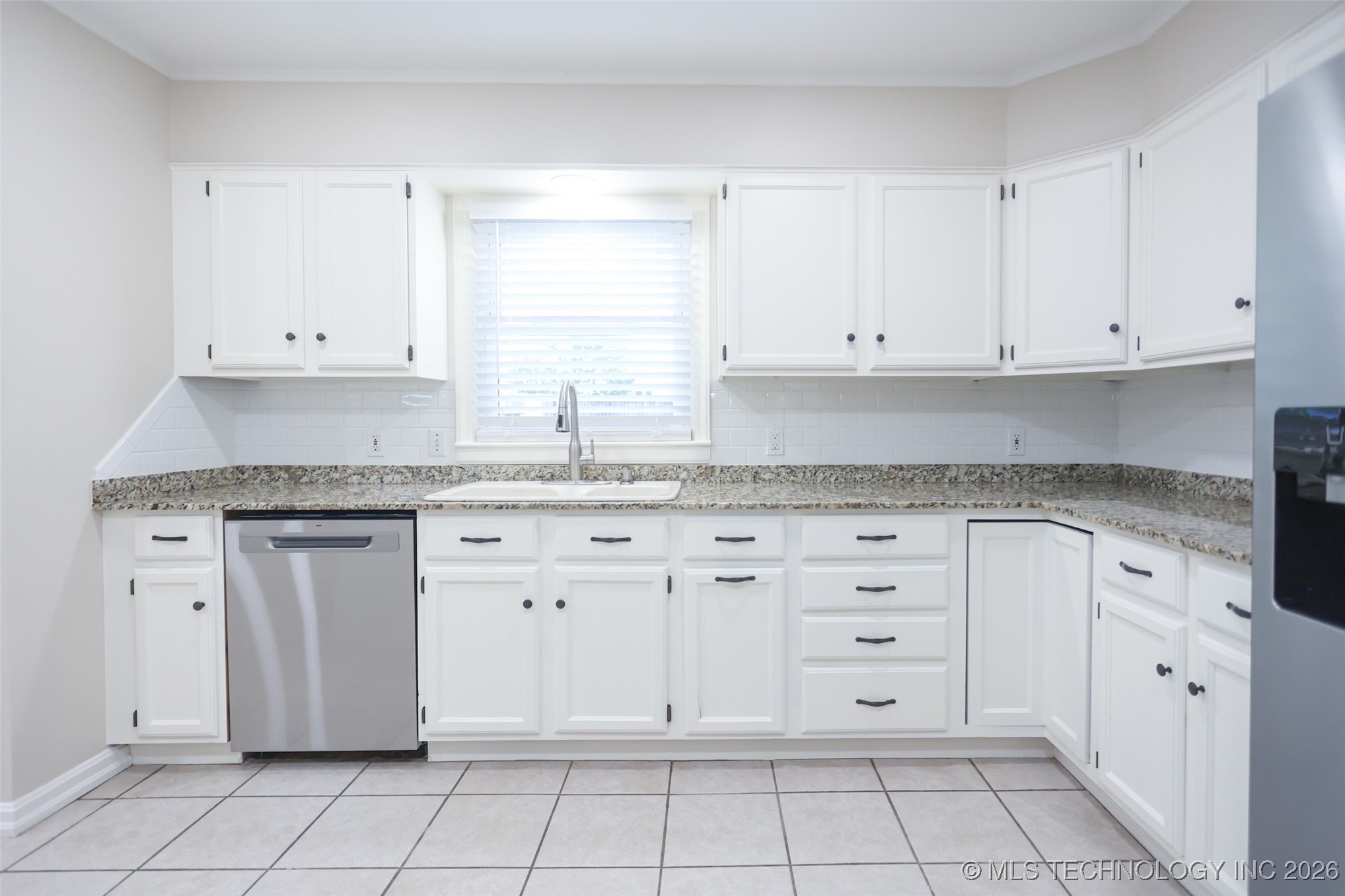 5138 E 23rd Street Property Photo 11